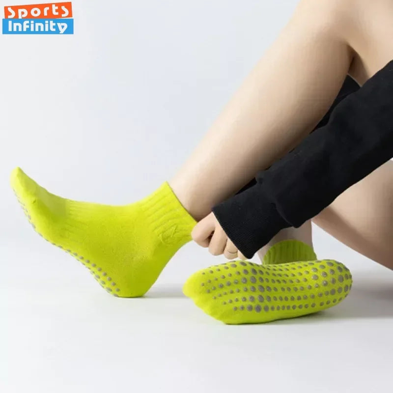 Simple Non-slip Breathable Yoga Socks Women Pilates Socks Indoor Dance Fitness Gymnastics Professional Training Sports Socks
