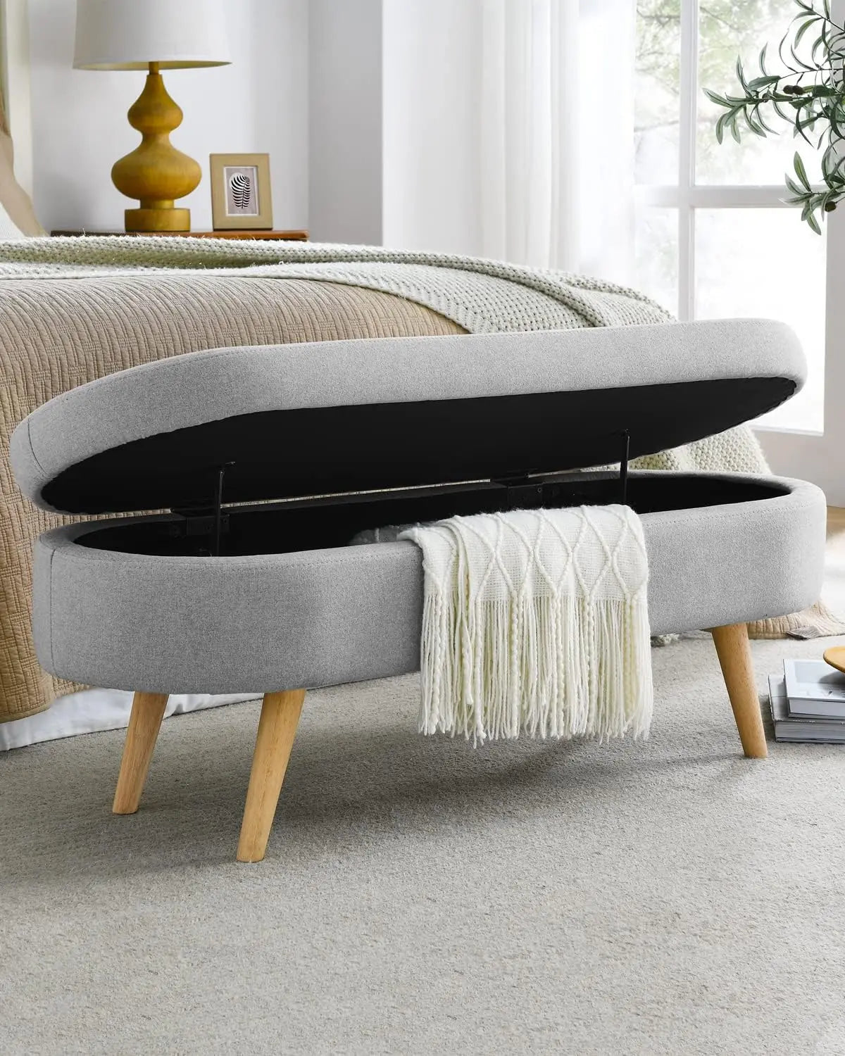 Storage Bench 43.5" Linen Fabric Upholstered Entryway Bench with Solid Wood Legs Ottoman Indoor Bench for Living Room