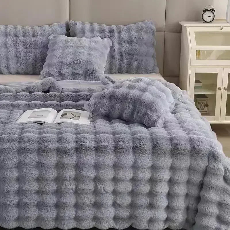 42772837662813|42772837695581|42772837728349|42772837761117|42772837793885