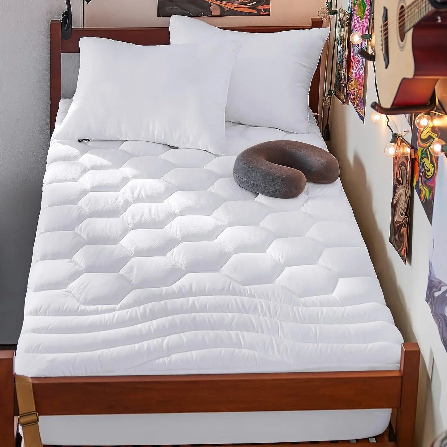 Bedsure Mattress Pad - Deep Pocket, Breathable Fluffy Pillow Top