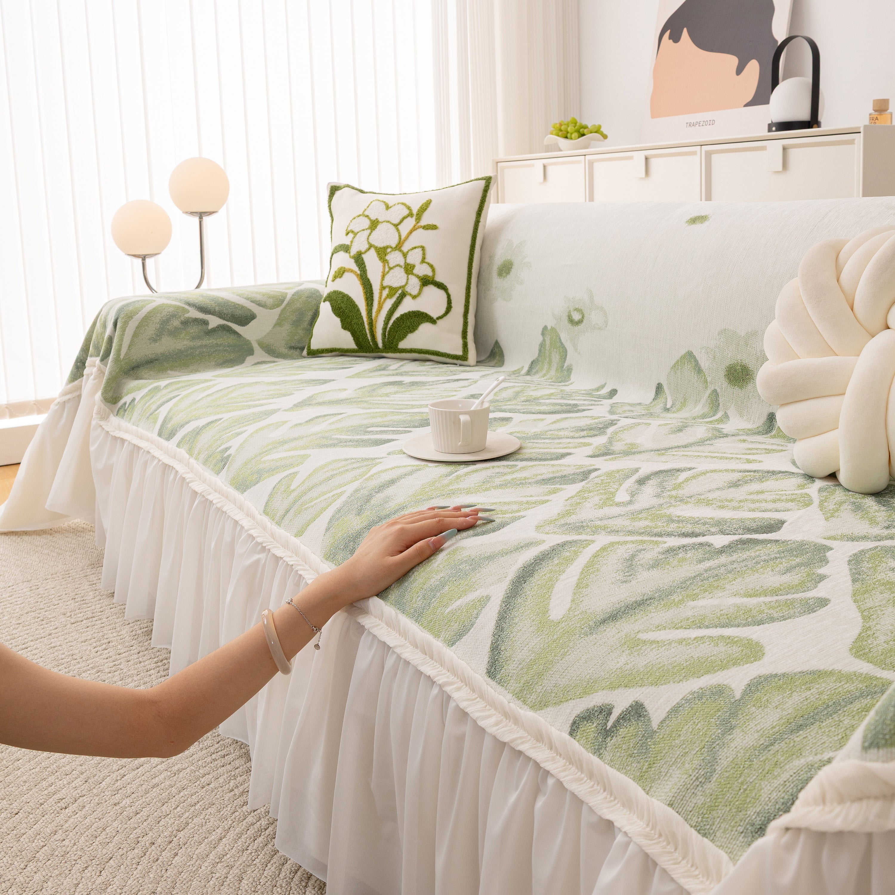 Botanical Sofa Cover with Chiffon Skirt, Floral Couch Throw Blanket for All-Season