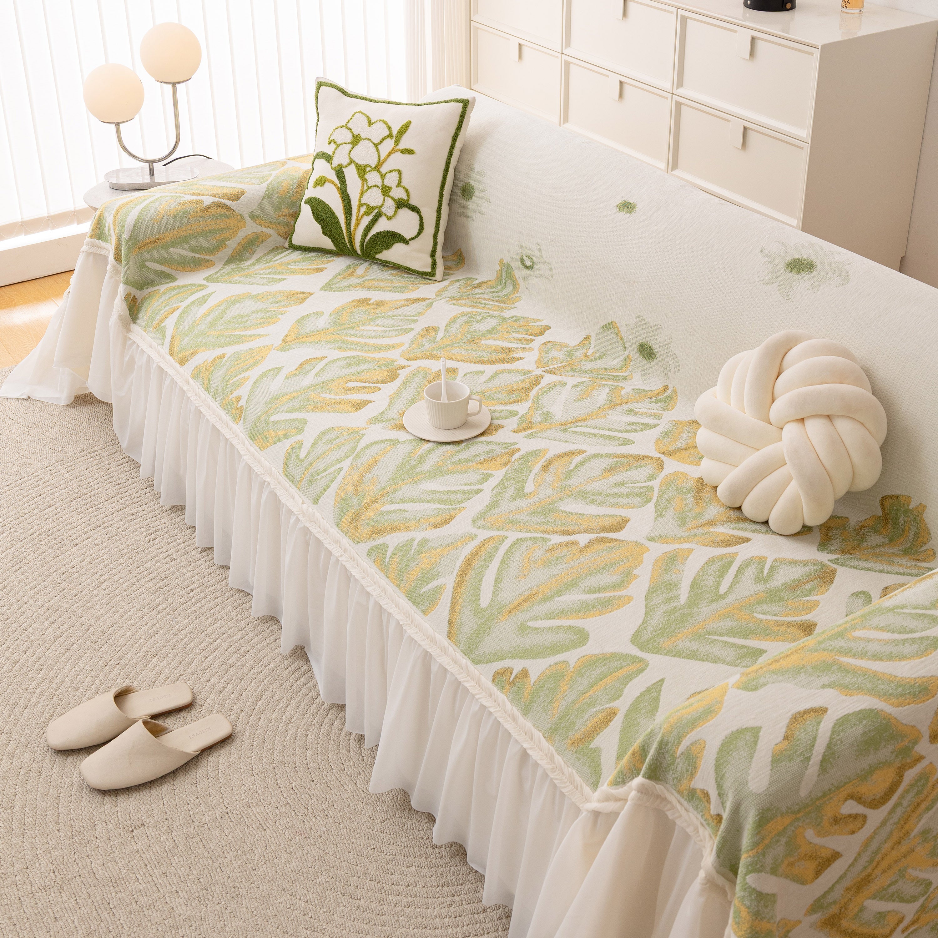 Botanical Sofa Cover with Chiffon Skirt, Floral Couch Throw Blanket for All-Season