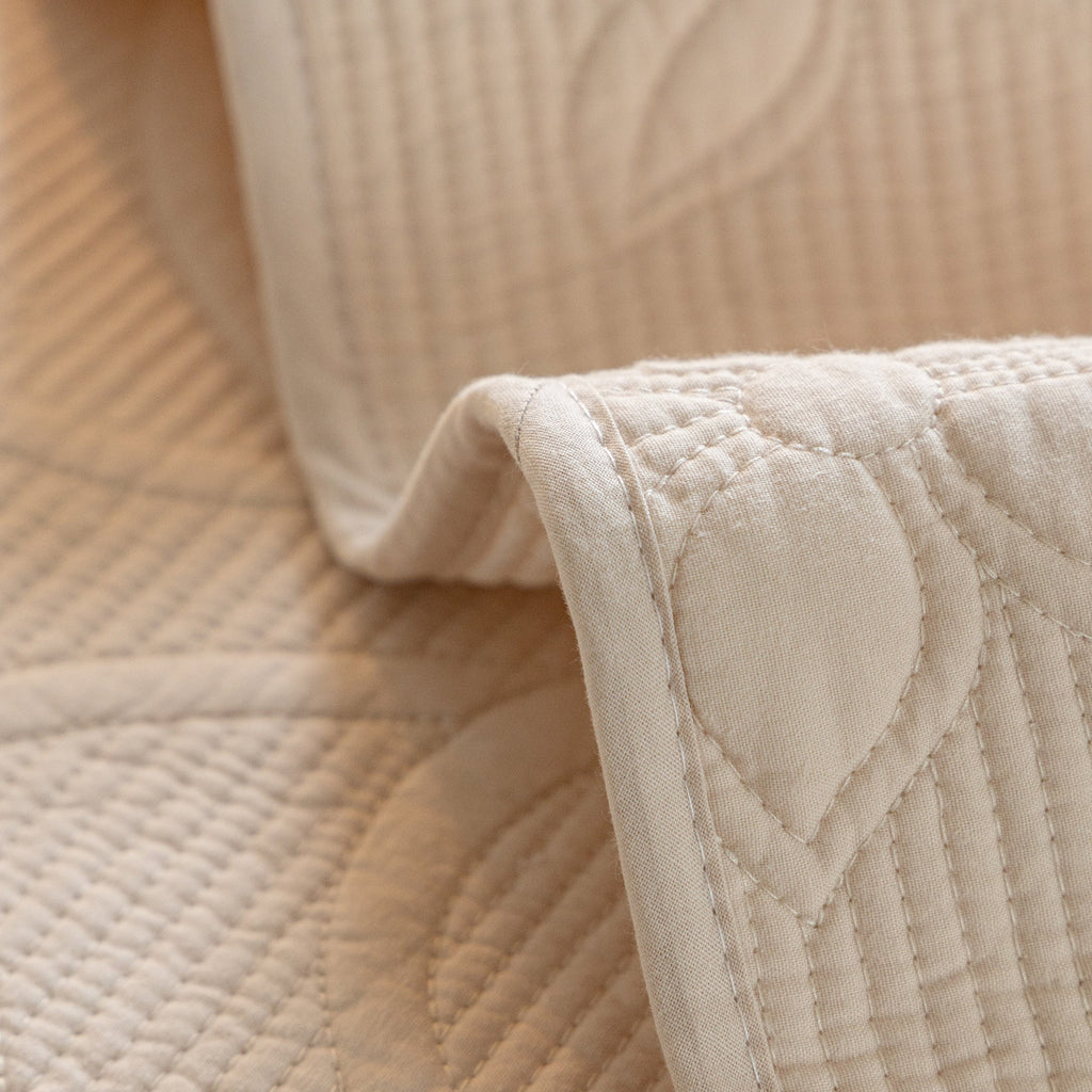 Floral Cotton Quilted Sofa Cover, Non-Slip Couch Protector with Scalloped Edges