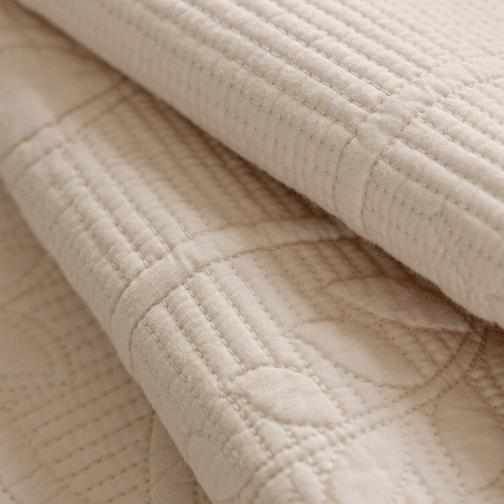 Floral Cotton Quilted Sofa Cover, Non-Slip Couch Protector with Scalloped Edges