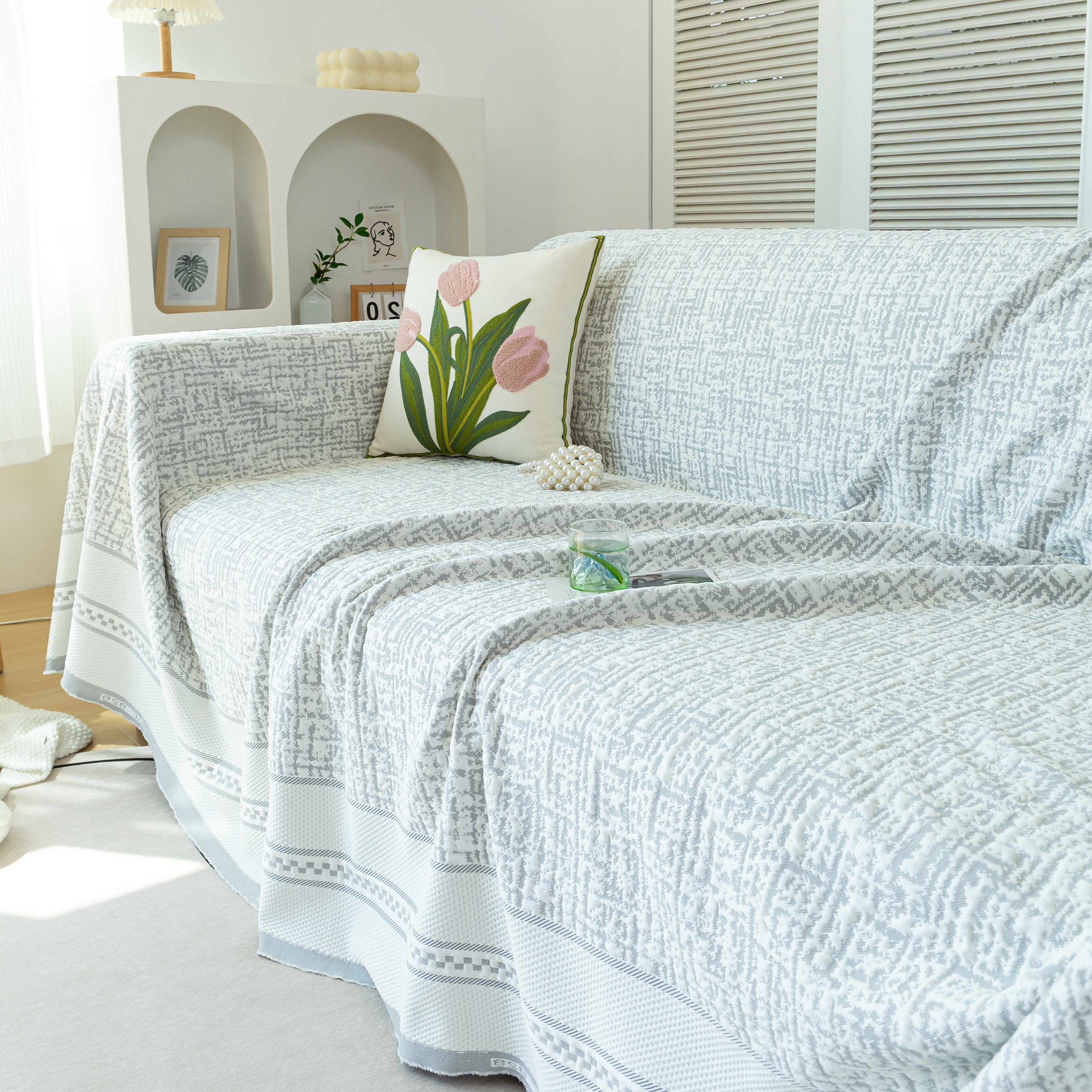 Cooling Throws for Sofas and Chairs, Scratch Resistant Couch Protector Blanket