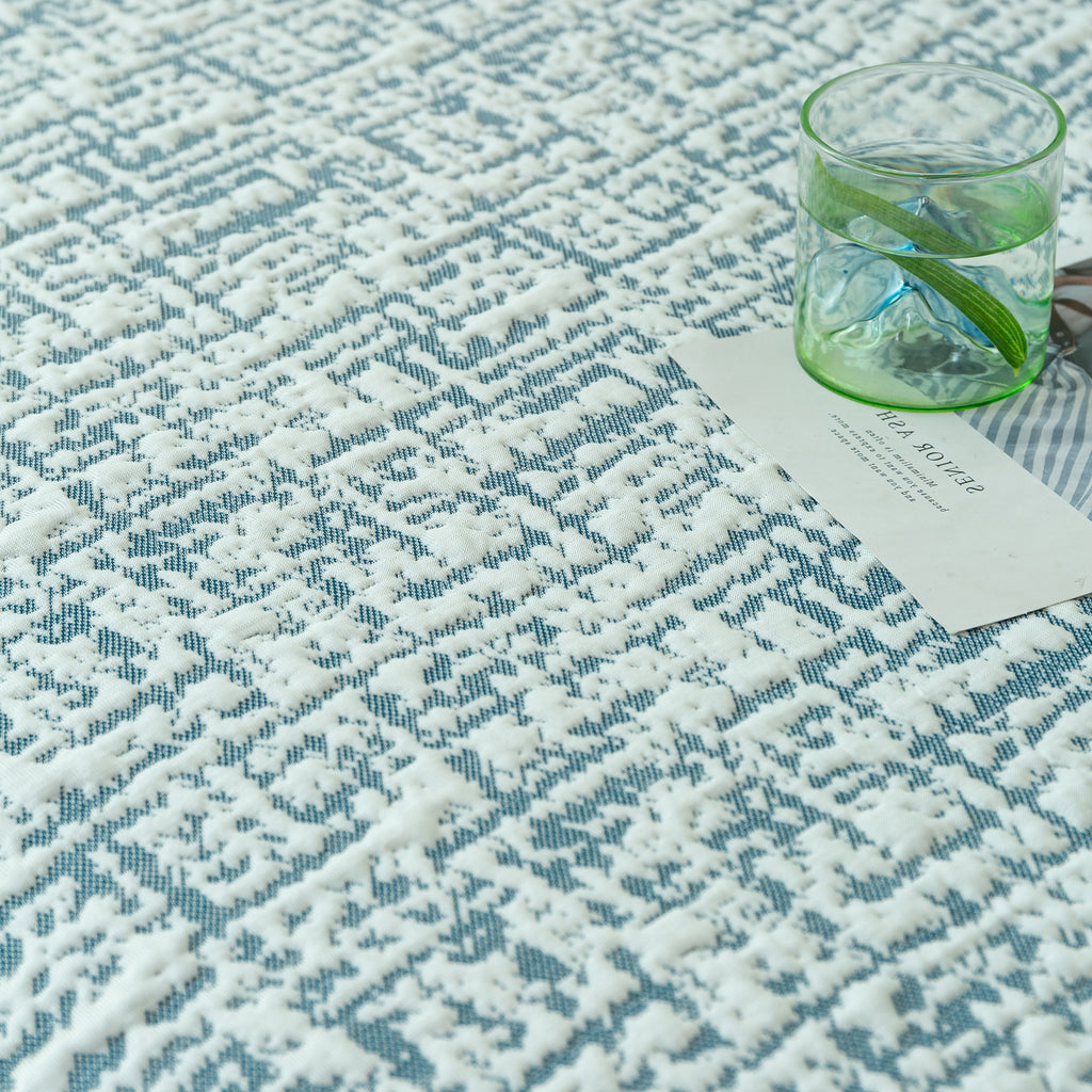 Cooling Throws for Sofas and Chairs, Scratch Resistant Couch Protector Blanket