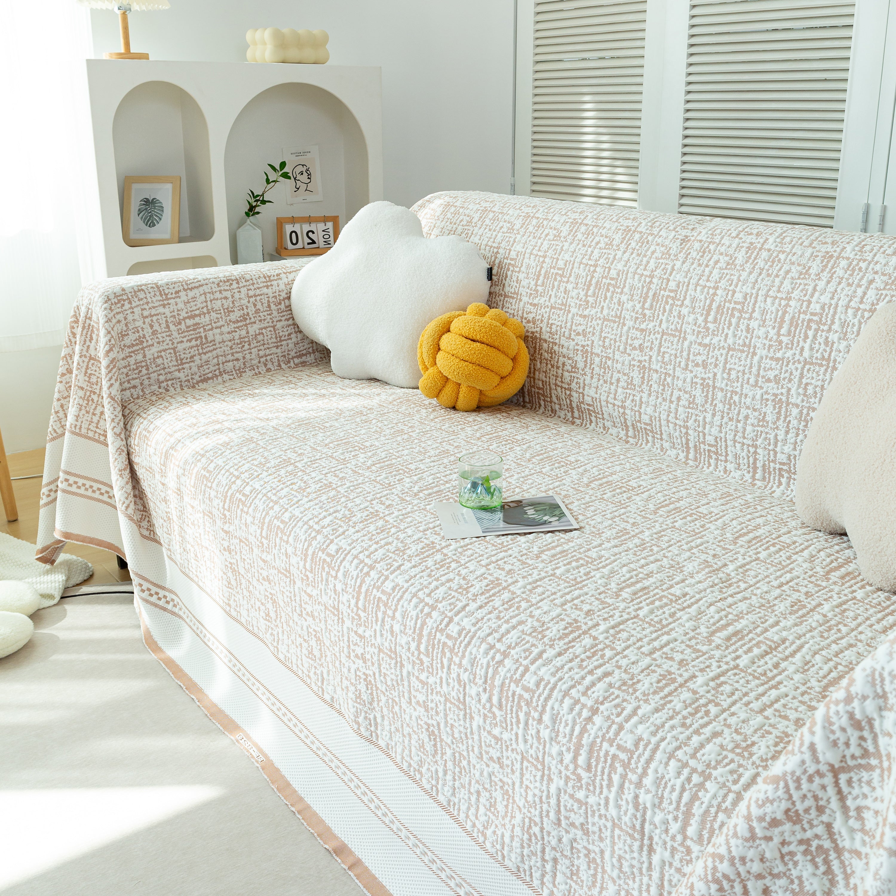 Cooling Throws for Sofas and Chairs, Scratch Resistant Couch Protector Blanket