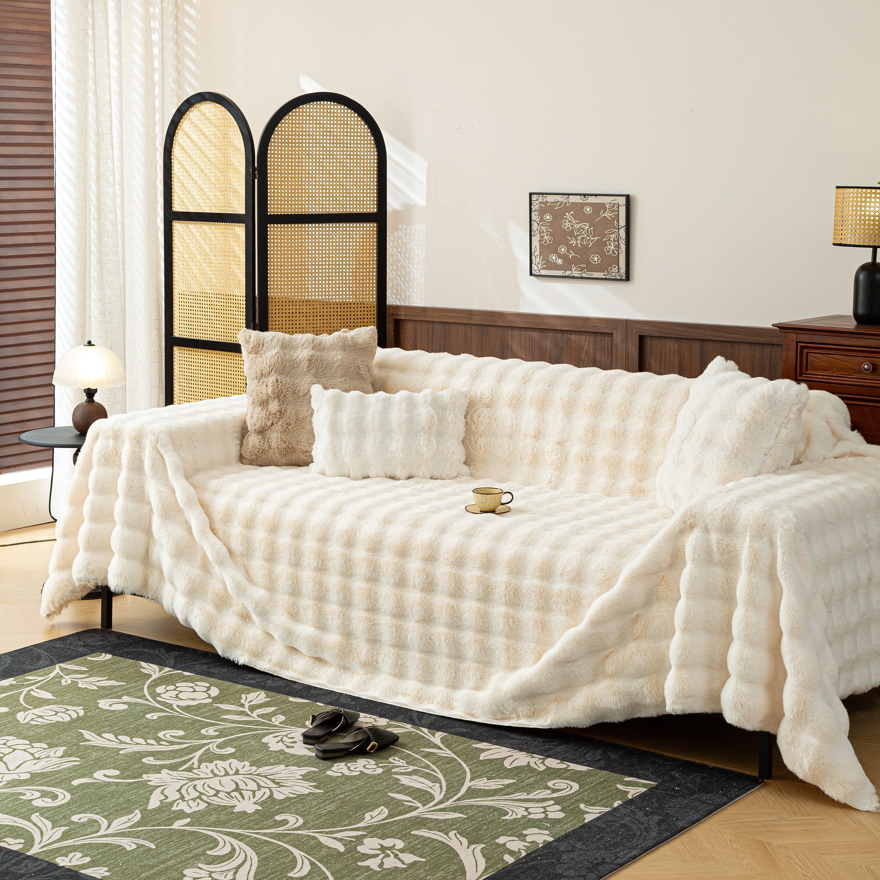 Thick Faux Fur Sofa Cover Fluffy Plush Warm Sofa Slipcover Furniture Protector for Couch Bed