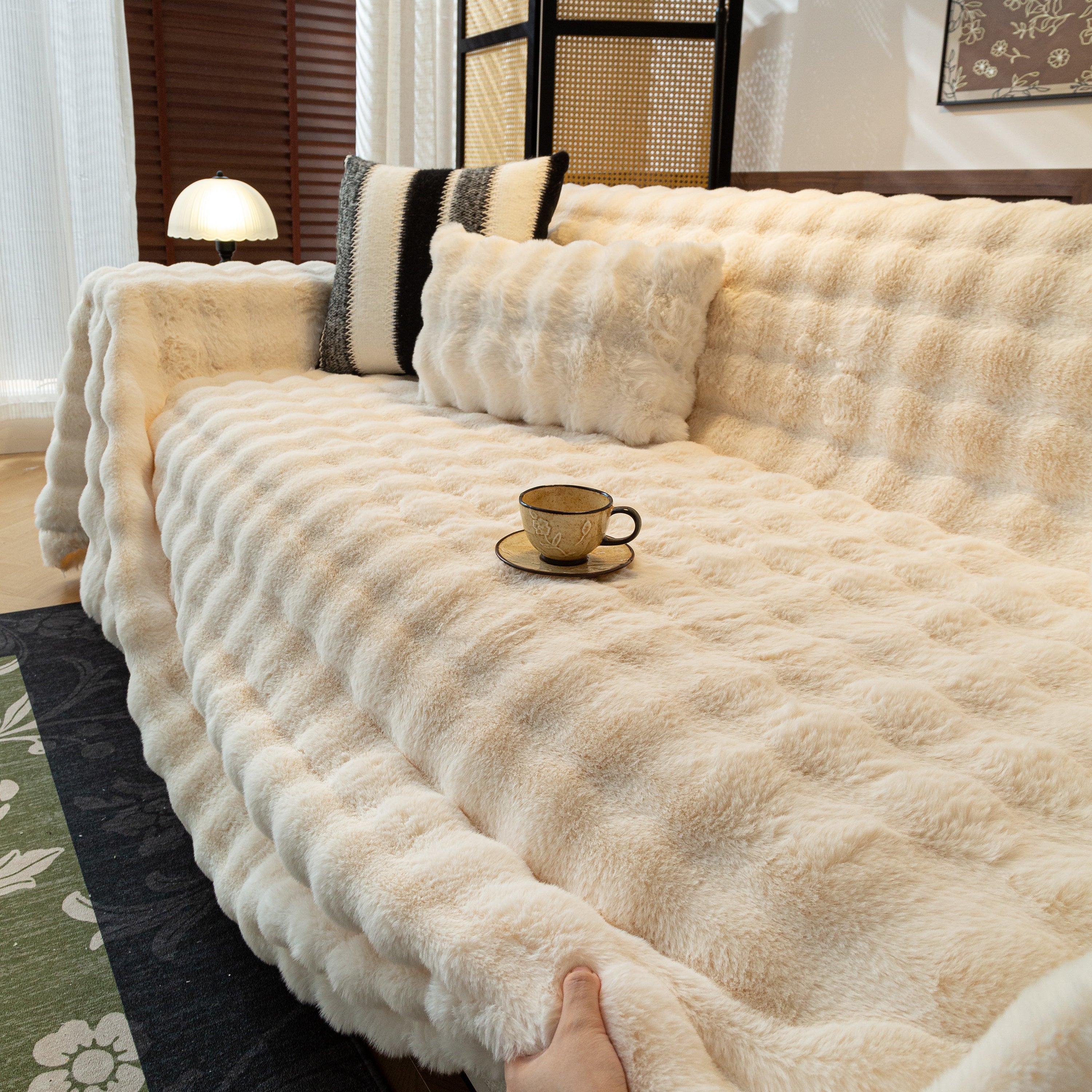 Thick Faux Fur Sofa Cover Fluffy Plush Warm Sofa Slipcover Furniture Protector for Couch Bed