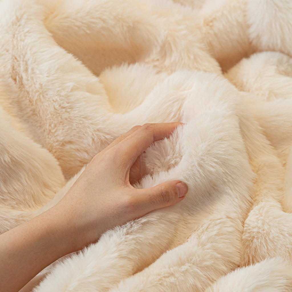 Thick Faux Fur Sofa Cover Fluffy Plush Warm Sofa Slipcover Furniture Protector for Couch Bed