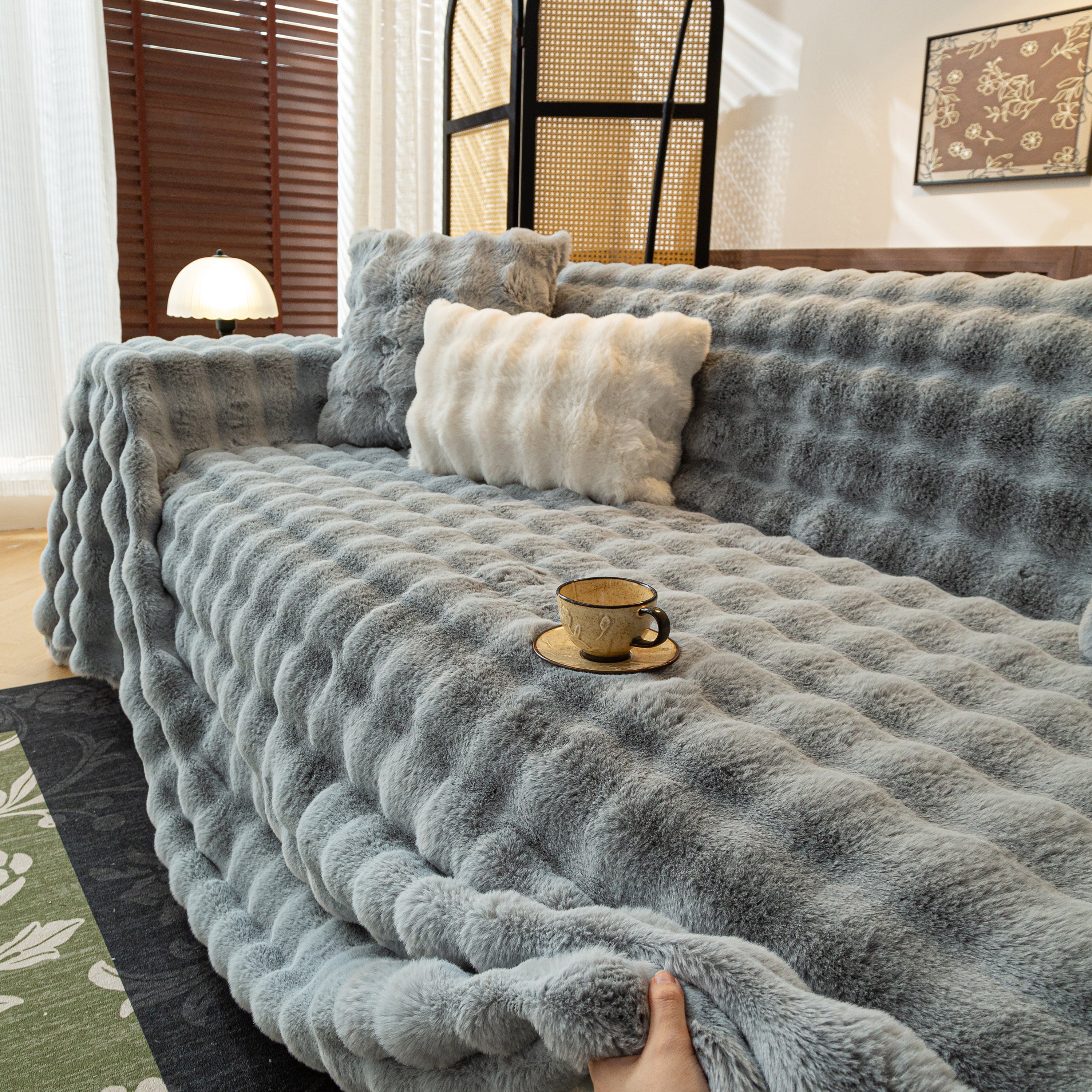 Thick Faux Fur Sofa Cover Fluffy Plush Warm Sofa Slipcover Furniture Protector for Couch Bed