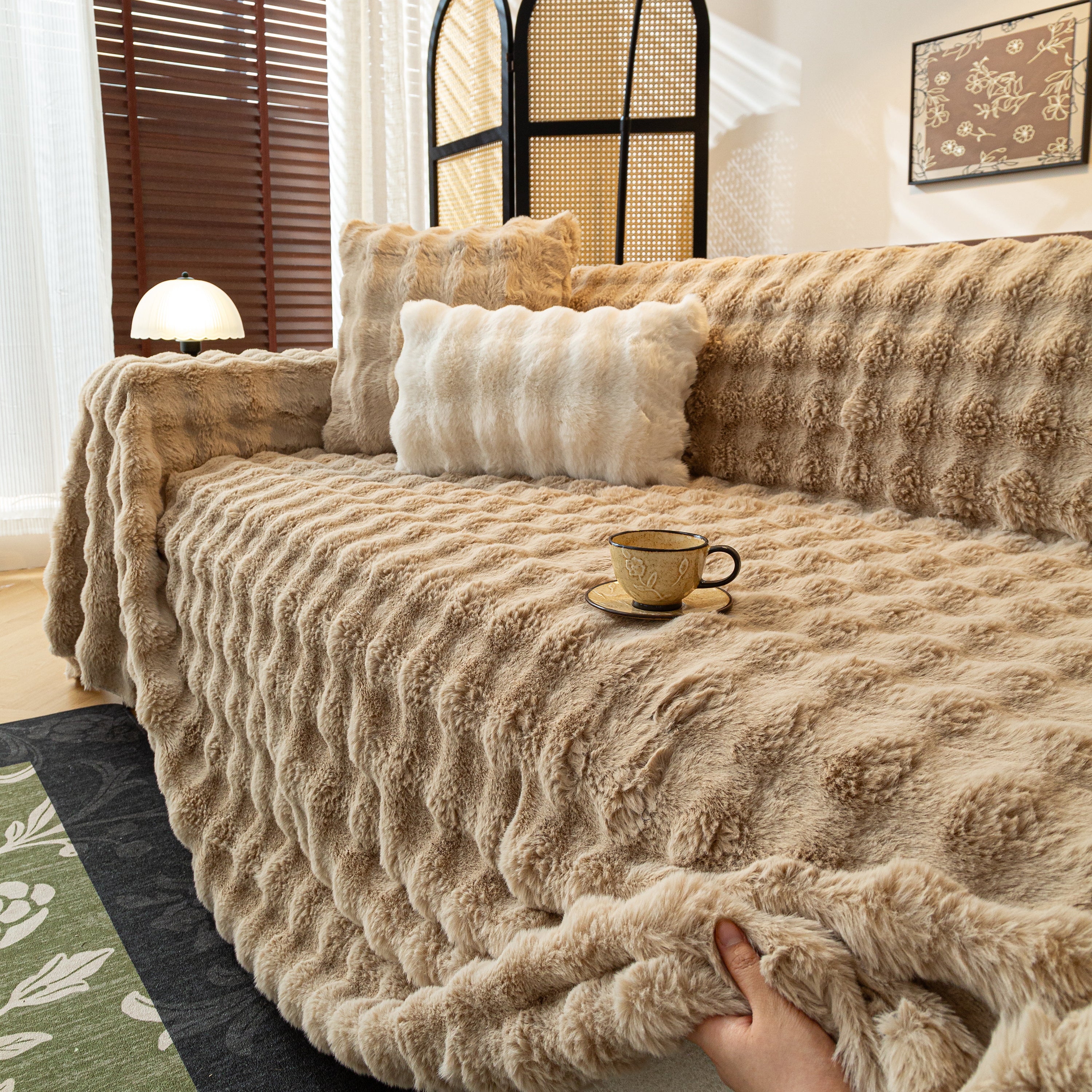 Thick Faux Fur Sofa Cover Fluffy Plush Warm Sofa Slipcover Furniture Protector for Couch Bed