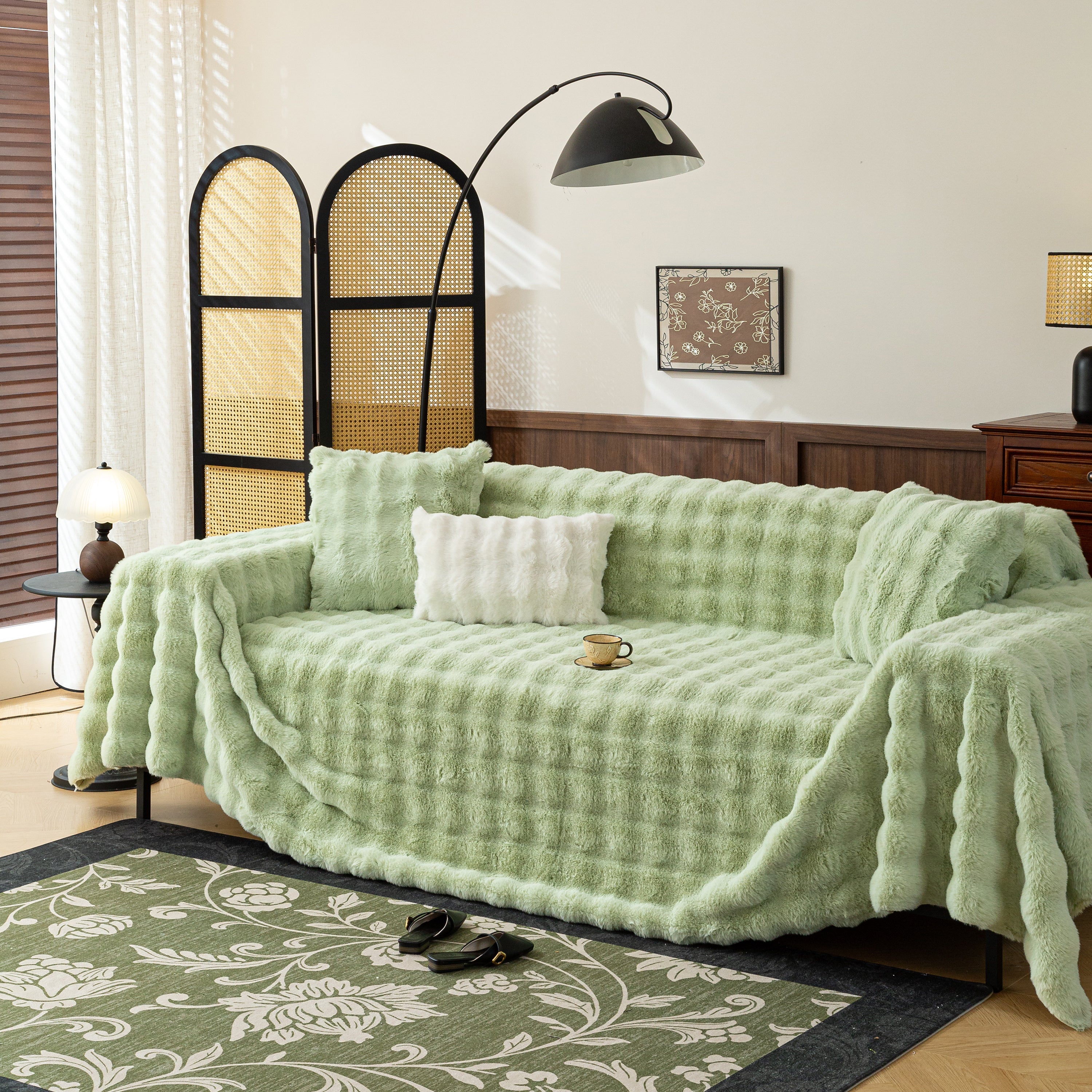 Thick Faux Fur Sofa Cover Fluffy Plush Warm Sofa Slipcover Furniture Protector for Couch Bed