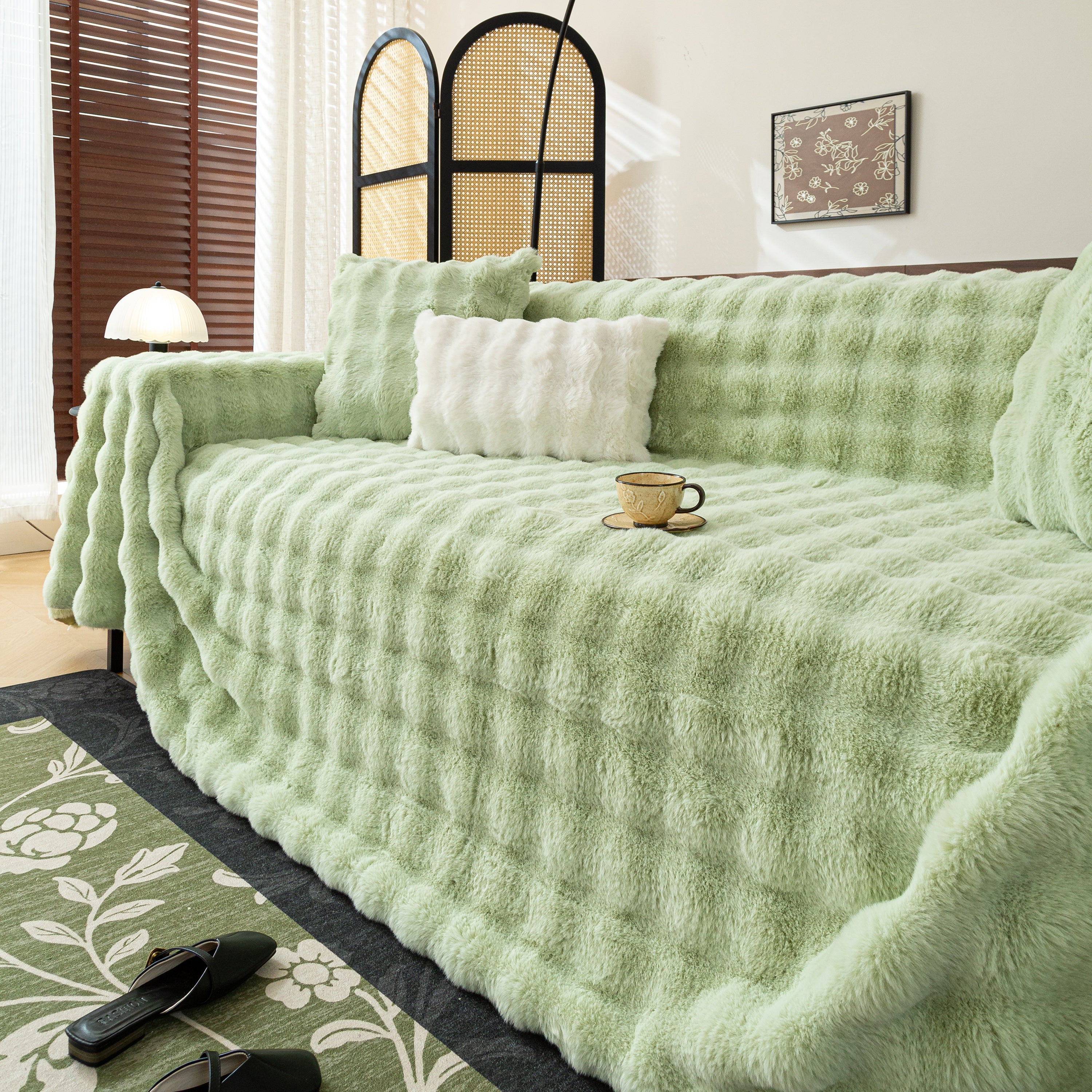 Thick Faux Fur Sofa Cover Fluffy Plush Warm Sofa Slipcover Furniture Protector for Couch Bed