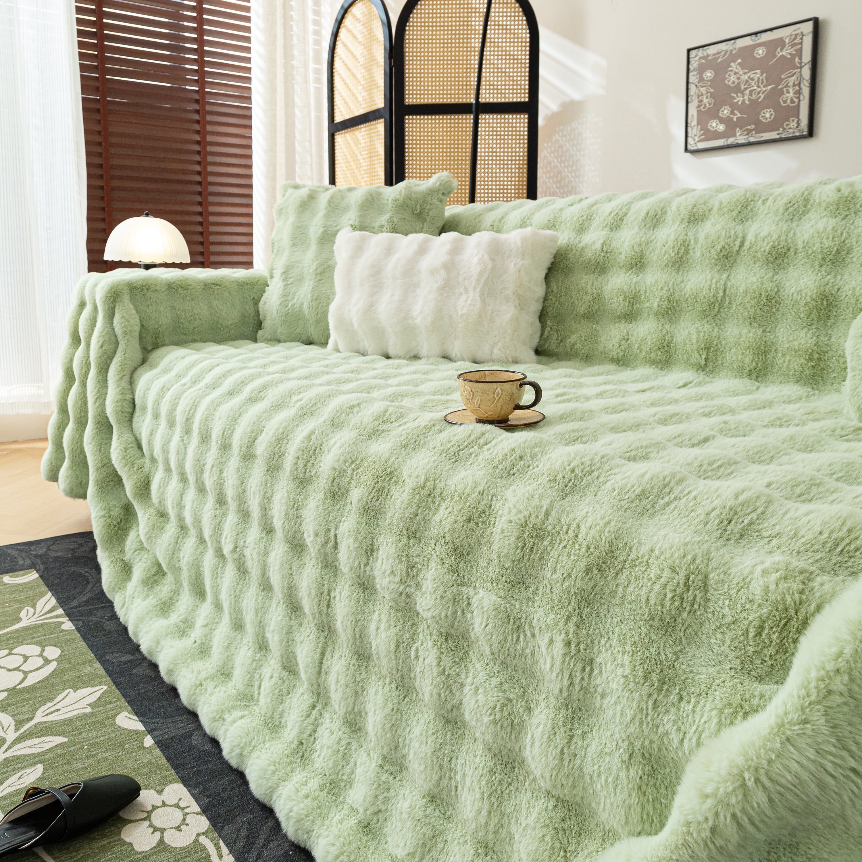 Thick Faux Fur Sofa Cover Fluffy Plush Warm Sofa Slipcover Furniture Protector for Couch Bed