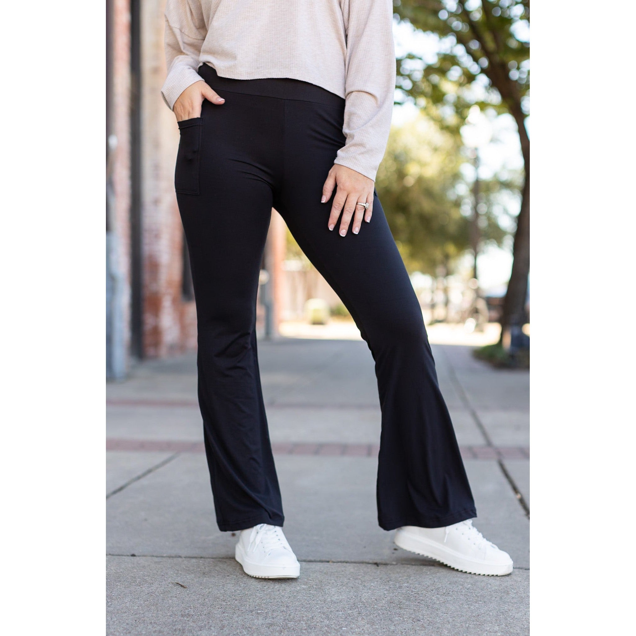 Ready to Ship | The Vanessa - Black Bootcut Leggings
