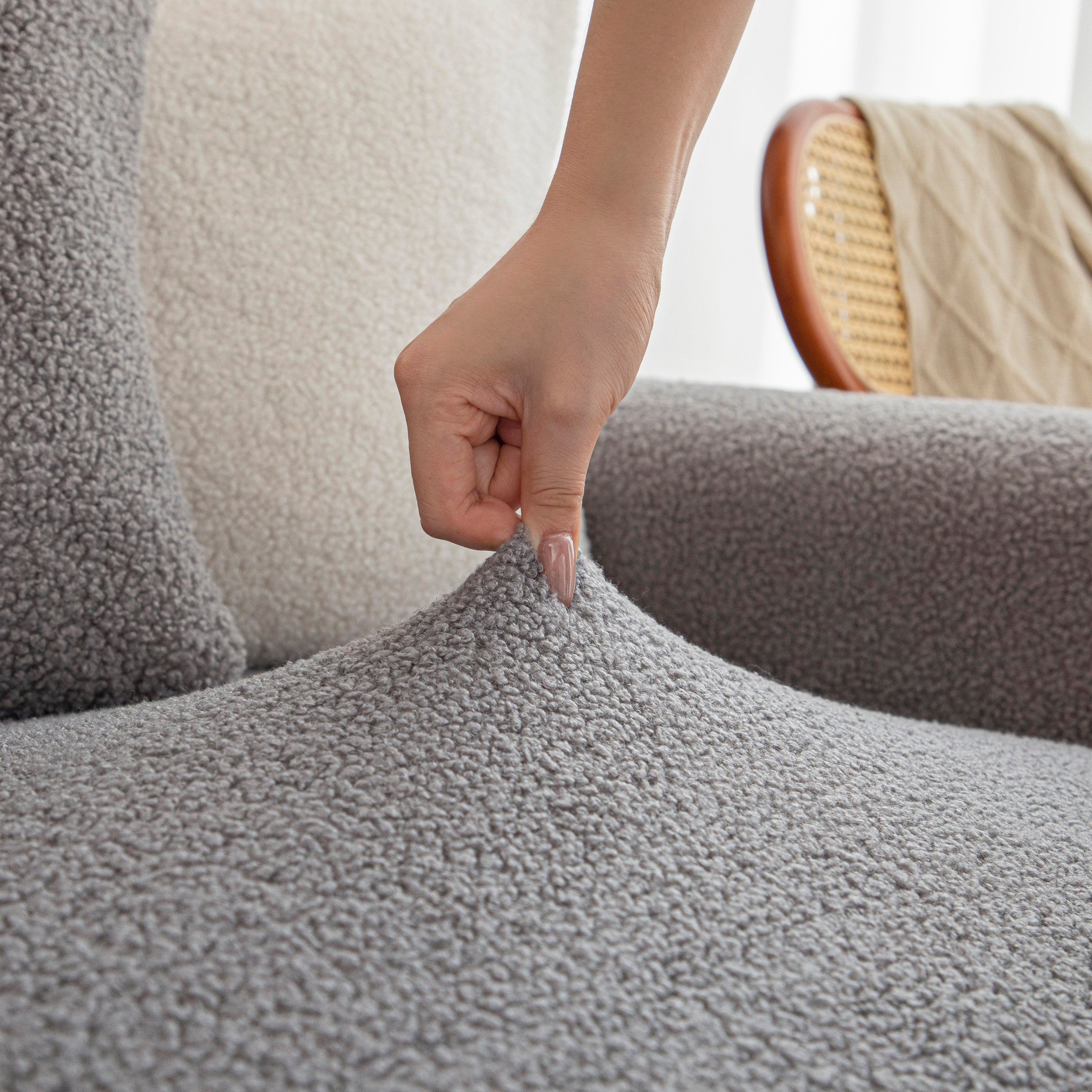 Stretch Plush Fitted Couch Slipcover Furniture Protector for 1/2/3/4/5 Cushion Couch