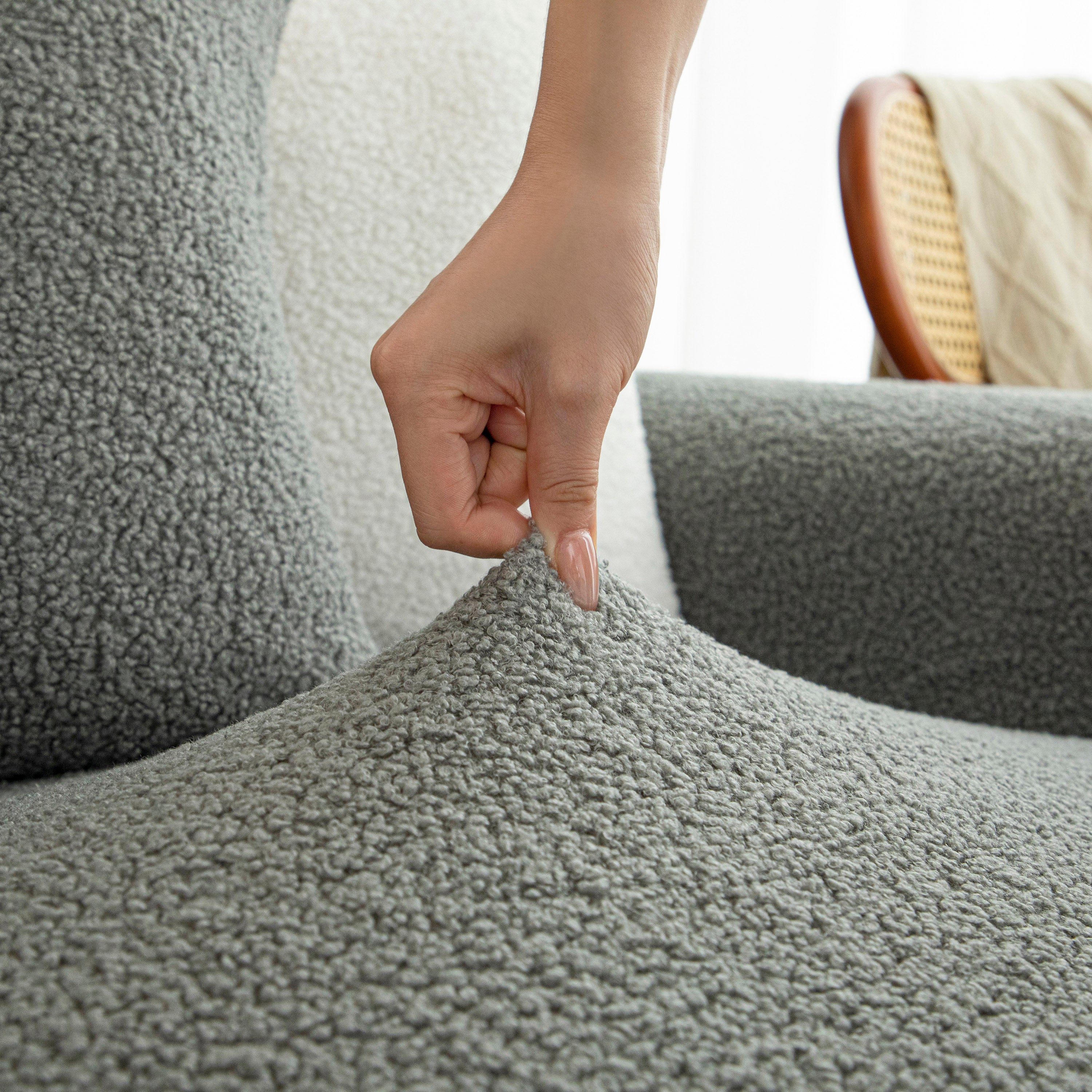 Stretch Plush Fitted Couch Slipcover Furniture Protector for 1/2/3/4/5 Cushion Couch