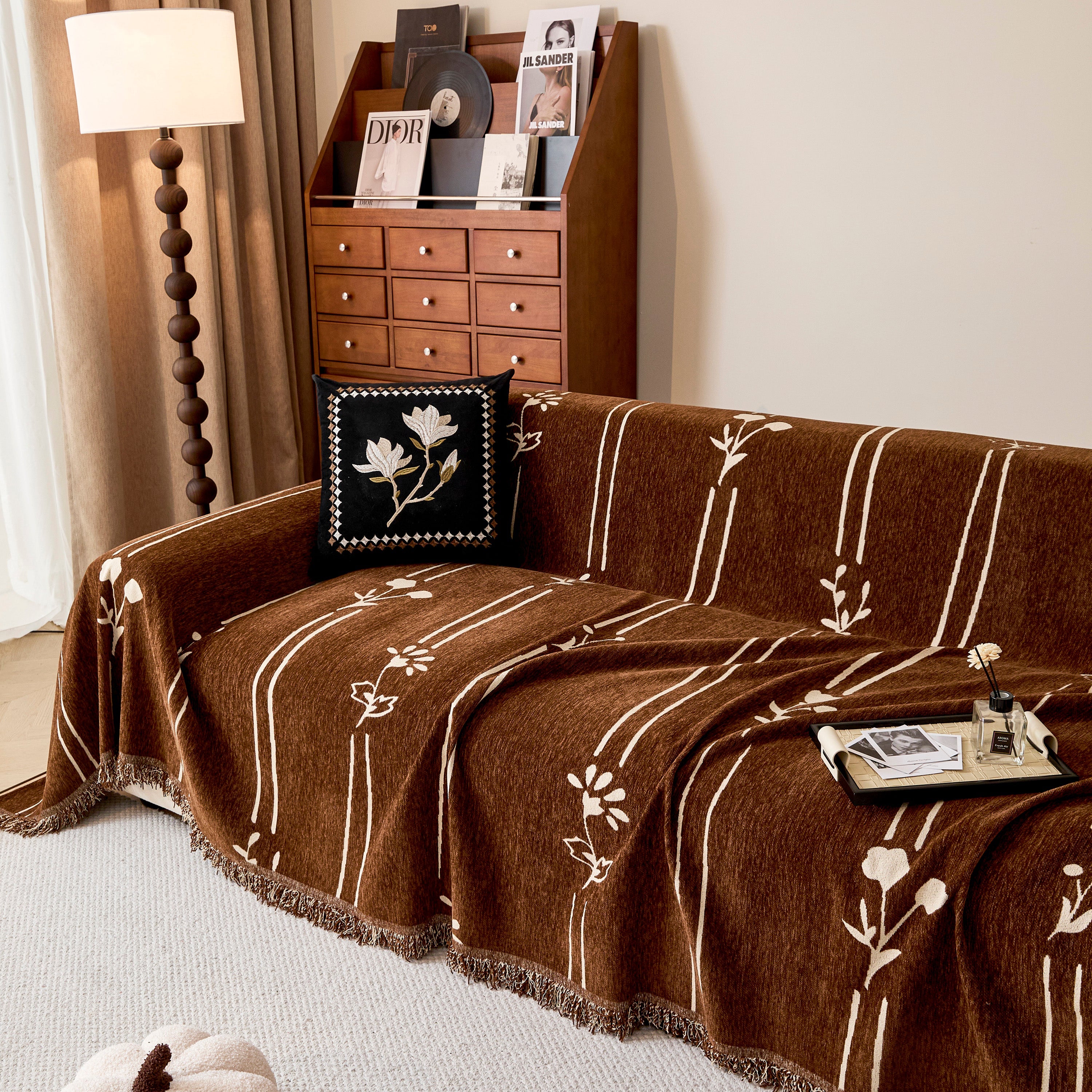 Chenille Jacquard Sofa Throw Cover with Tassel Soft Thick Couch Protector Blanket