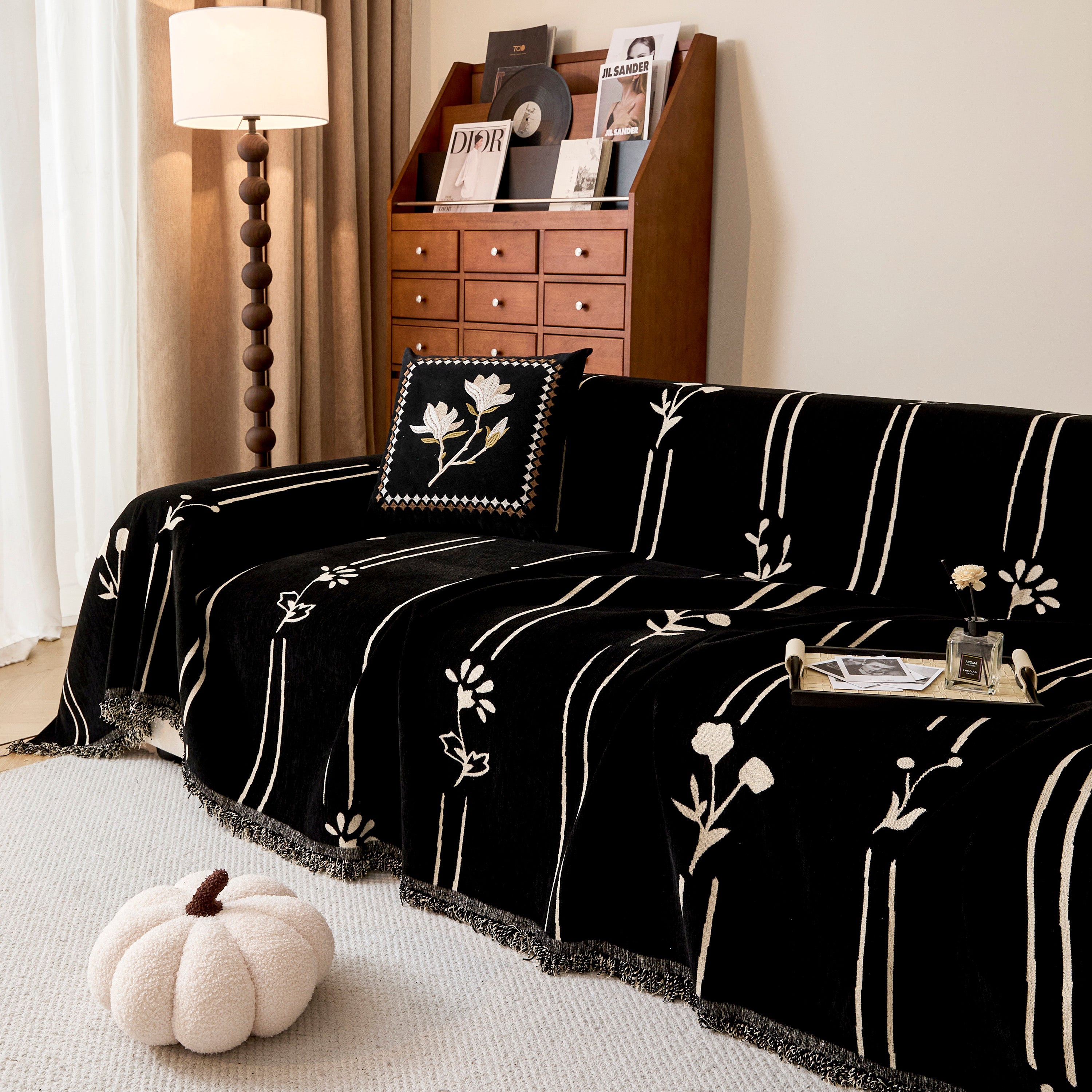 Chenille Jacquard Sofa Throw Cover with Tassel Soft Thick Couch Protector Blanket