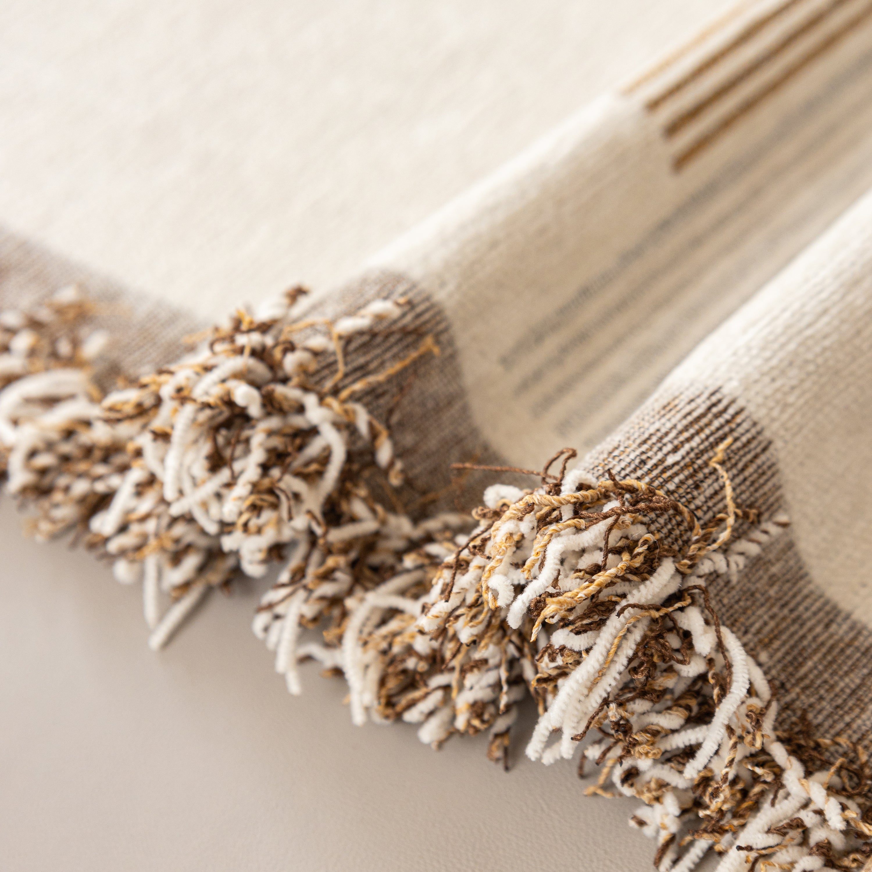 Geometric Chenille Sofa Throw Cover, Breathable Couch Protector with Tassel Fringe