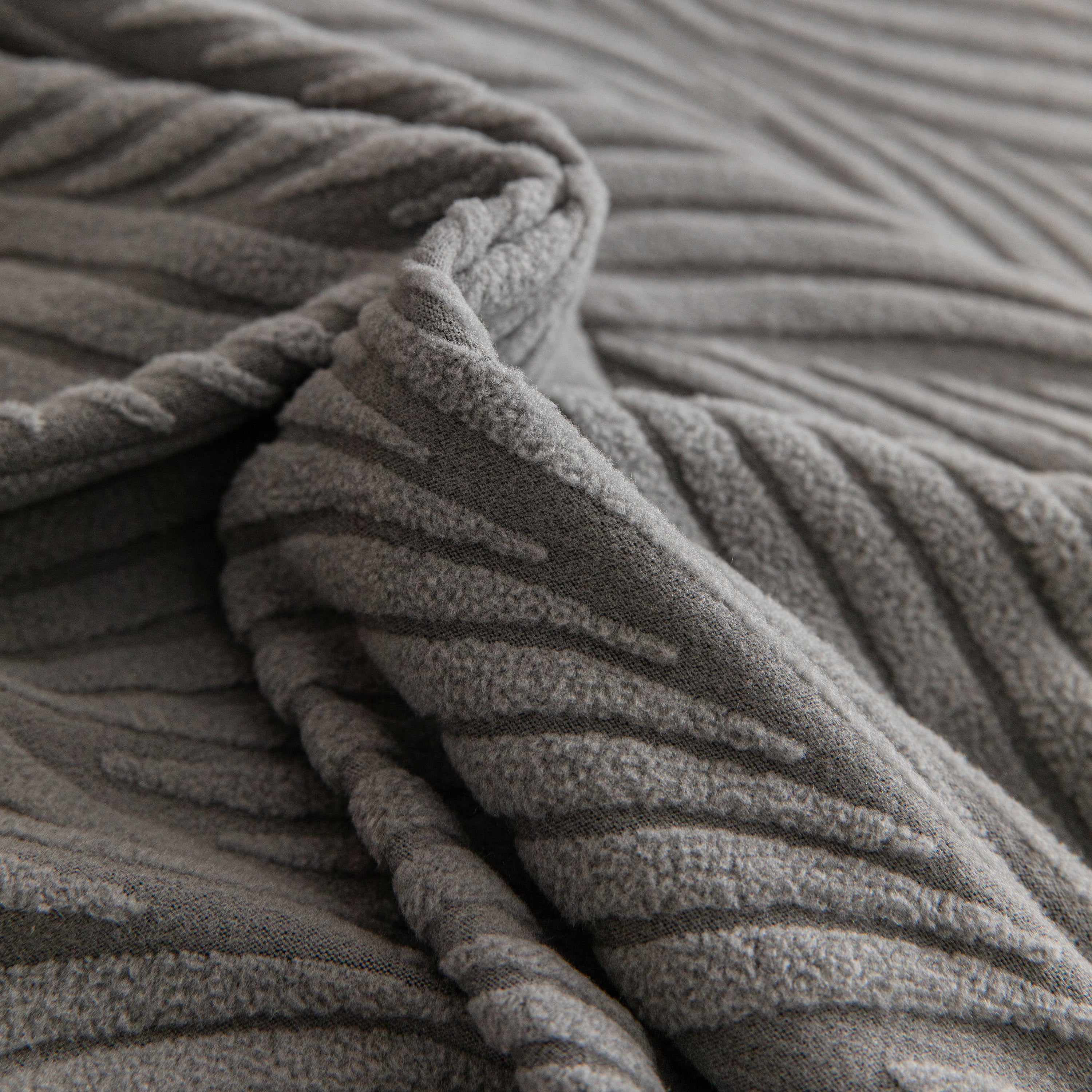 Modern Wavy Jacquard Sofa Slipcover, High Stretch Sofa Cover with 3D Organic Texture