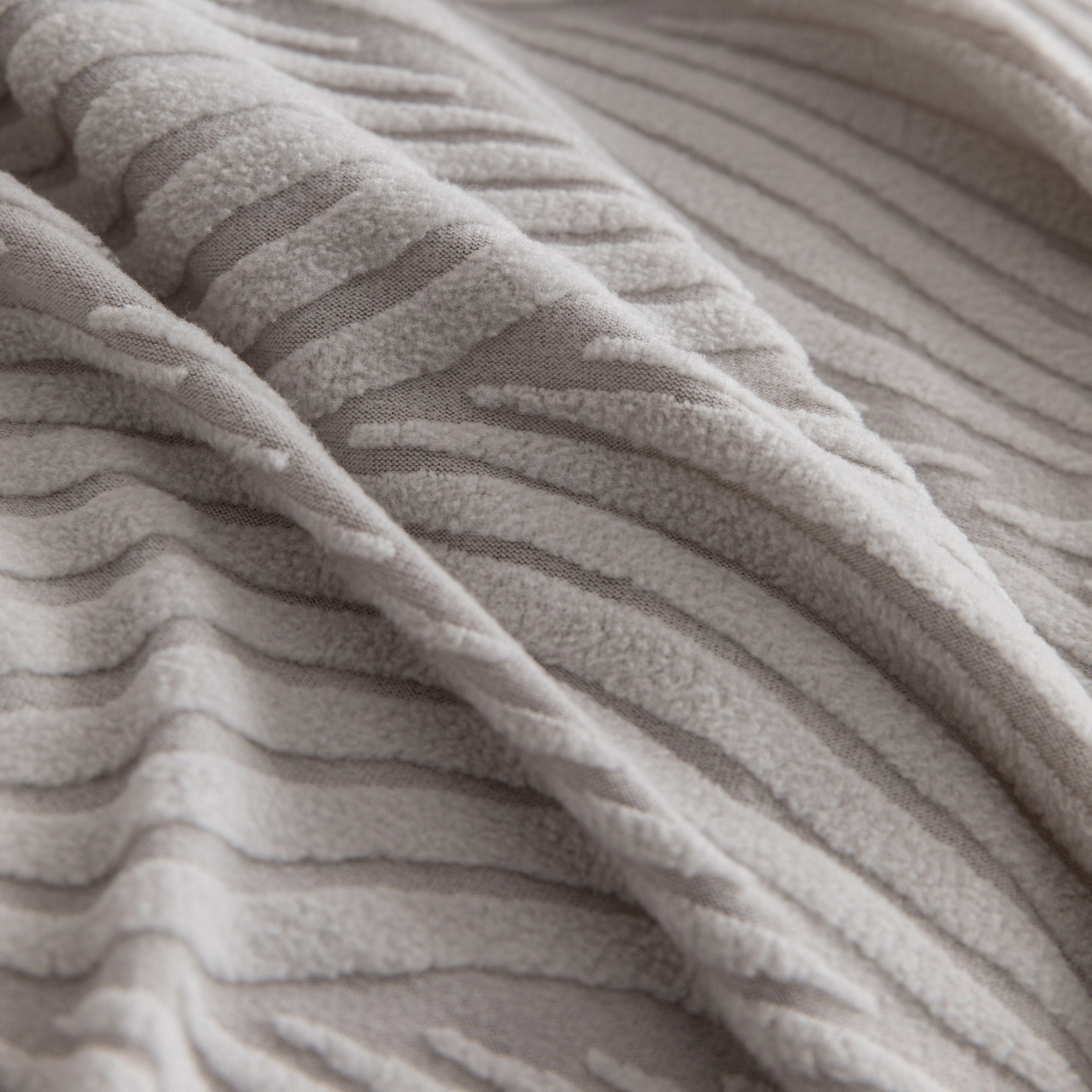 Modern Wavy Jacquard Sofa Slipcover, High Stretch Sofa Cover with 3D Organic Texture