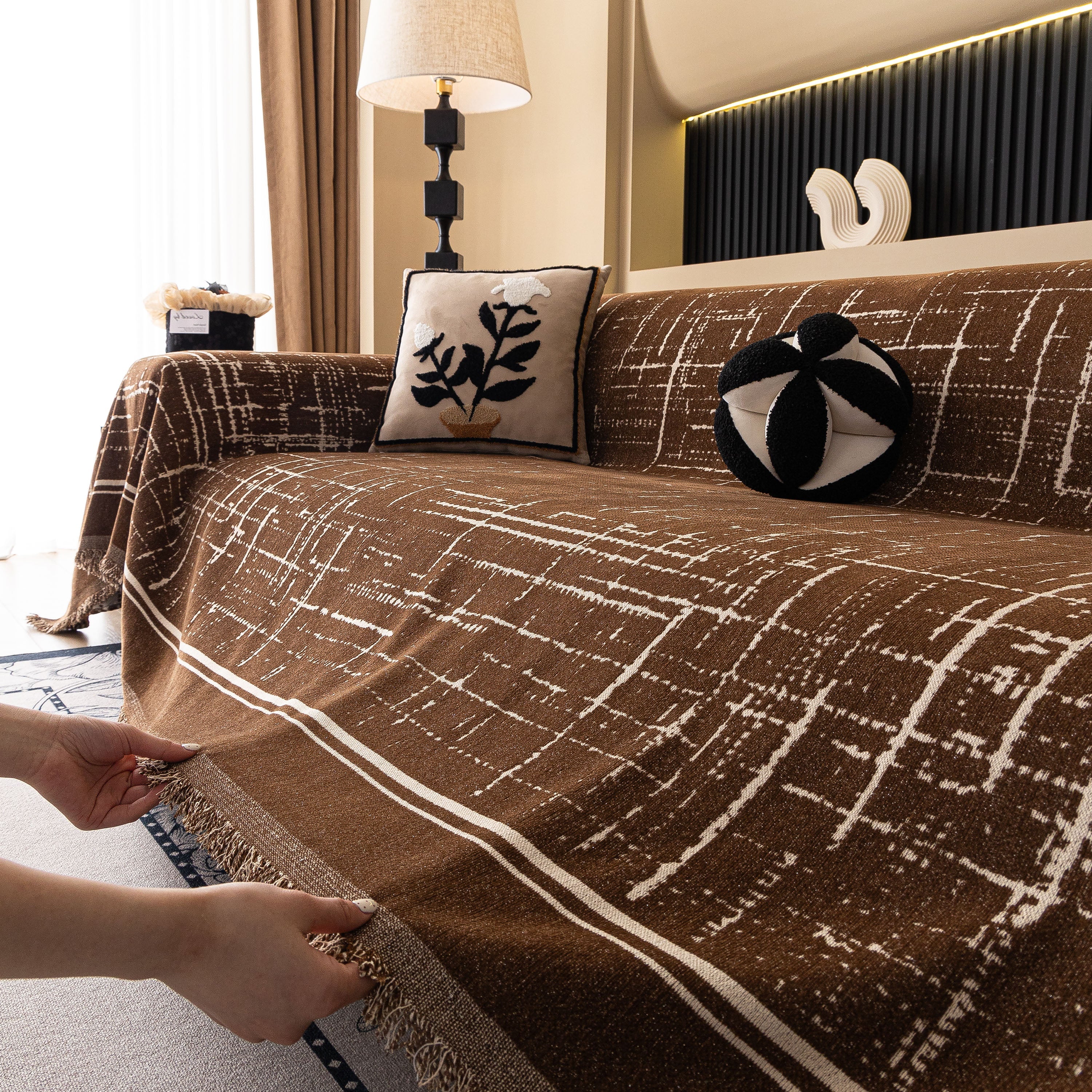 Modern Couch Protector Blanket Woven Chenille Sofa Cover Throw with Artistic Grid