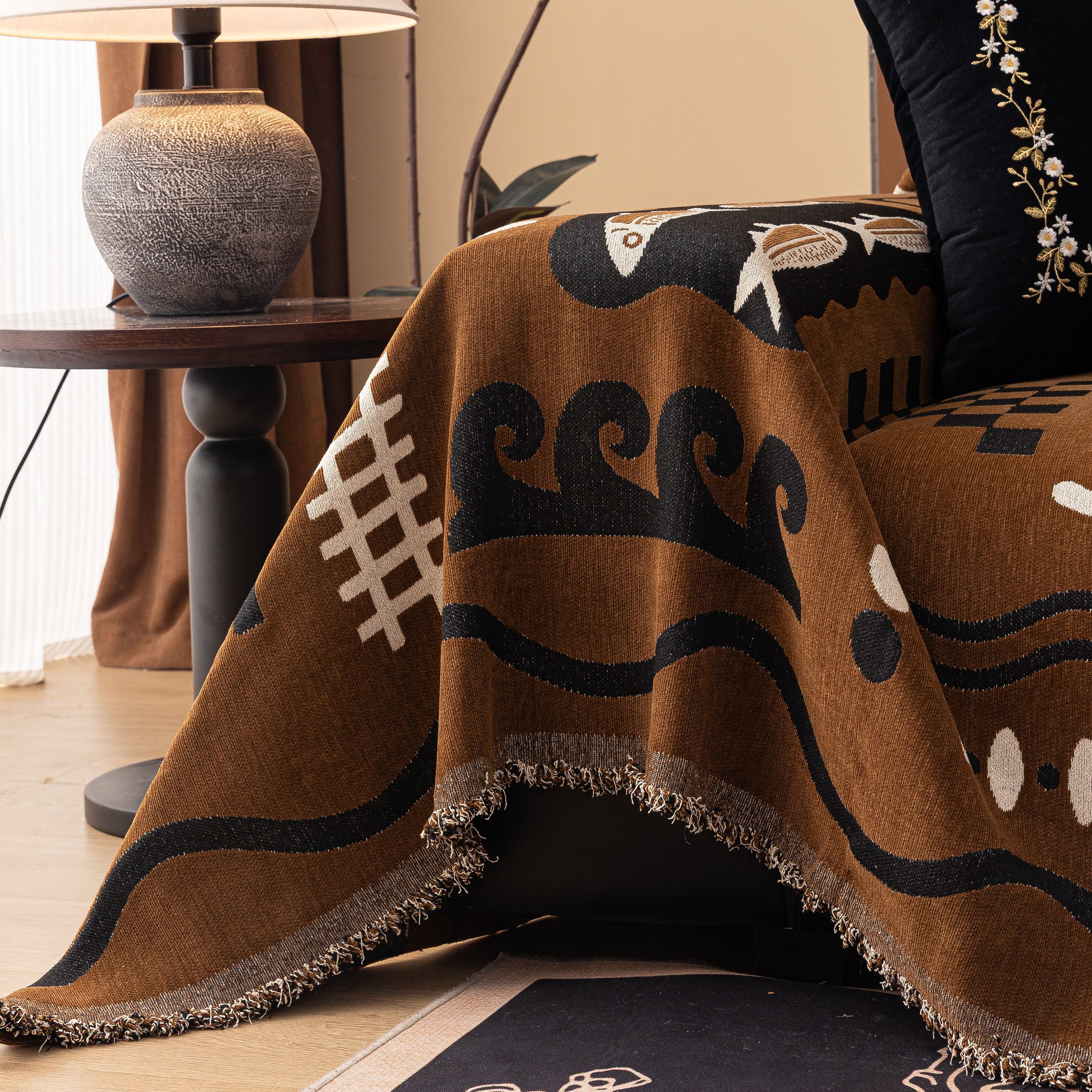 Boho Chic Woven Throw Blanket for Couch, Washable Couch Cover for Pets, Dogs, Cats