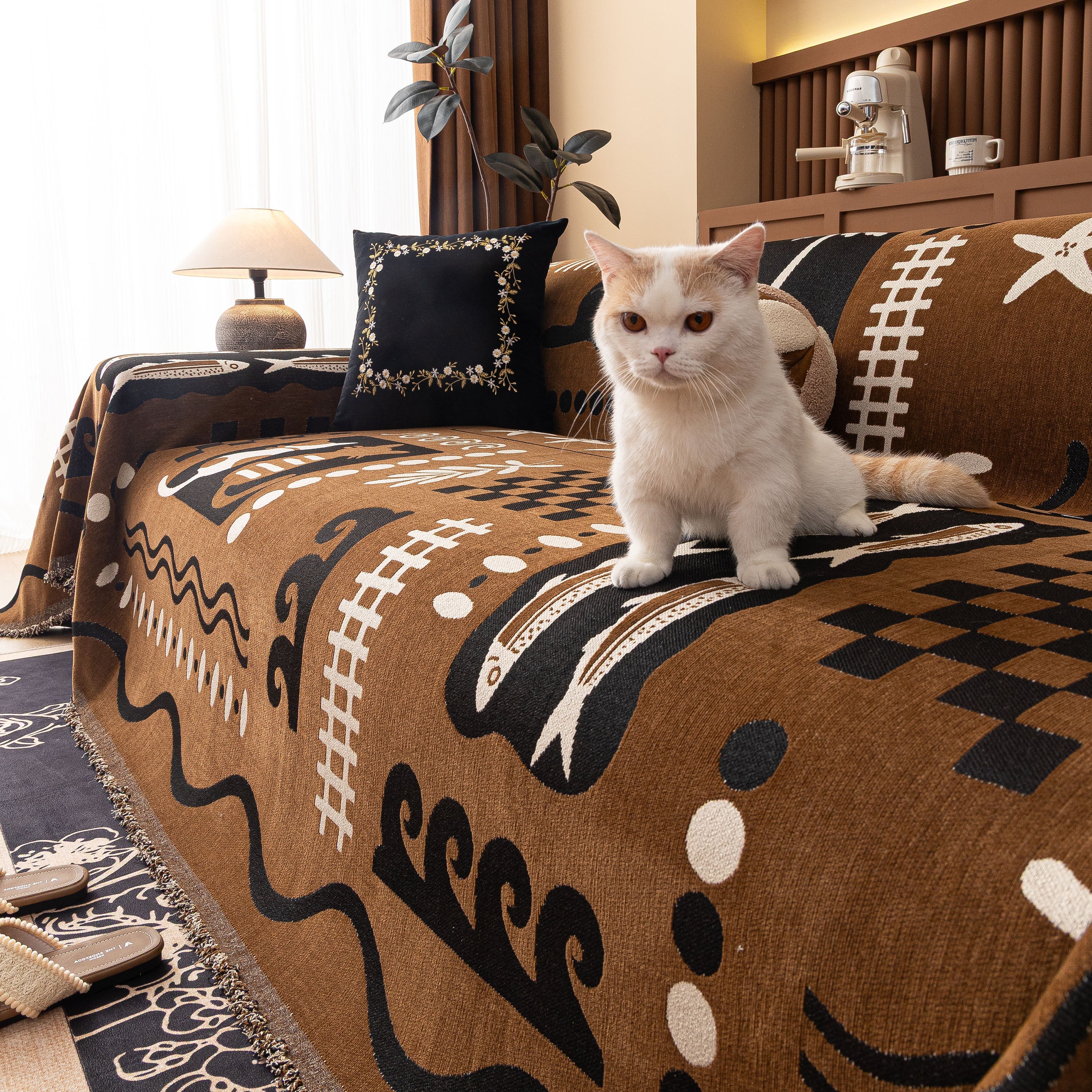 Boho Chic Woven Throw Blanket for Couch, Washable Couch Cover for Pets, Dogs, Cats