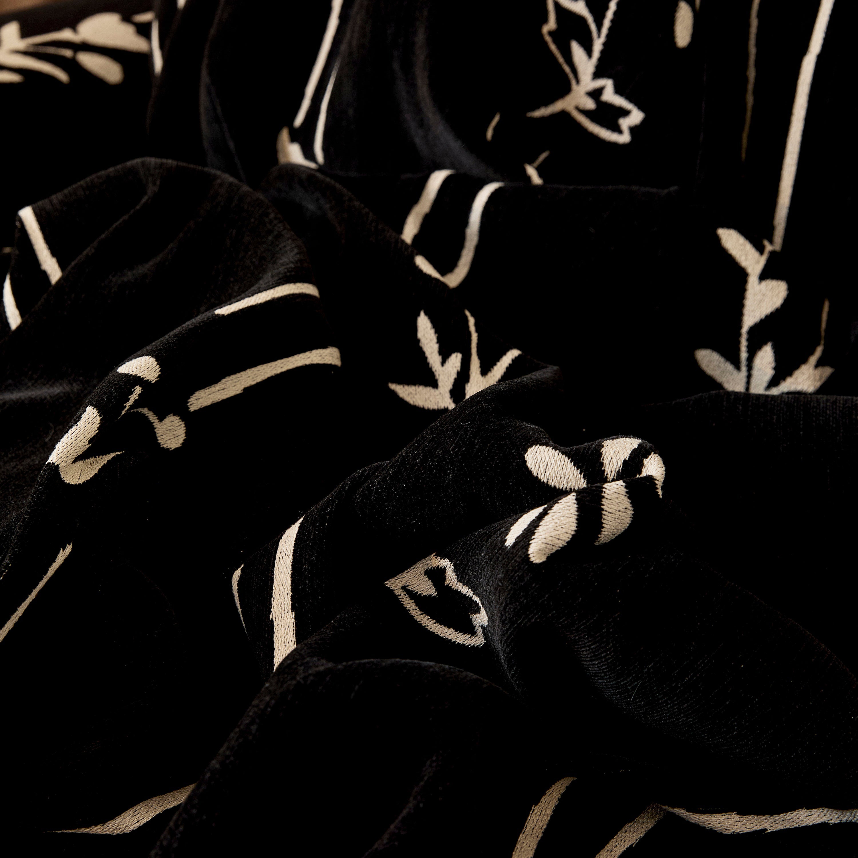 Chenille Jacquard Sofa Throw Cover with Tassel Soft Thick Couch Protector Blanket