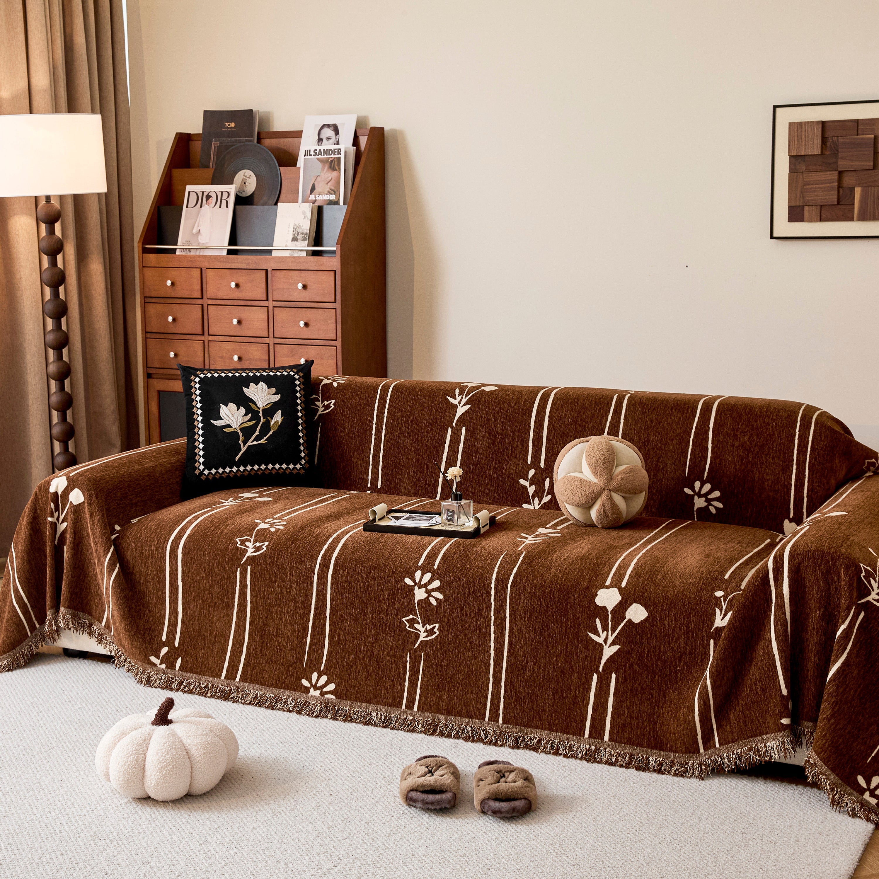 Chenille Jacquard Sofa Throw Cover with Tassel Soft Thick Couch Protector Blanket