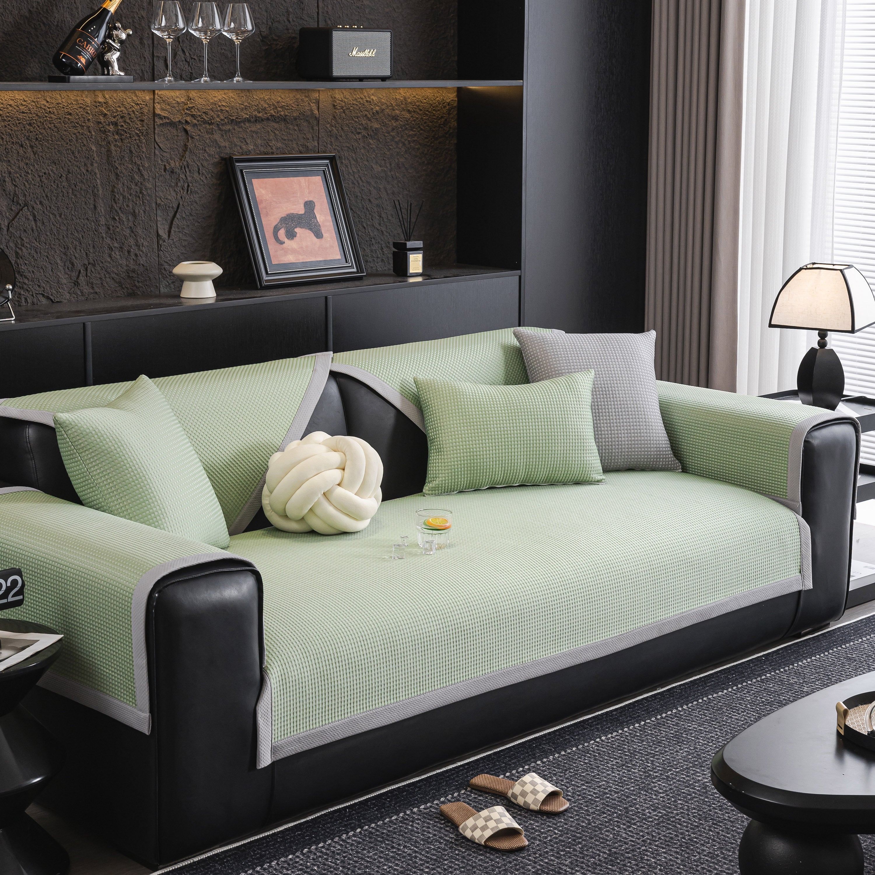 Non-Slip Cooling Breathable Couch Protector Towel, Lightweight Slipcover for Sofas