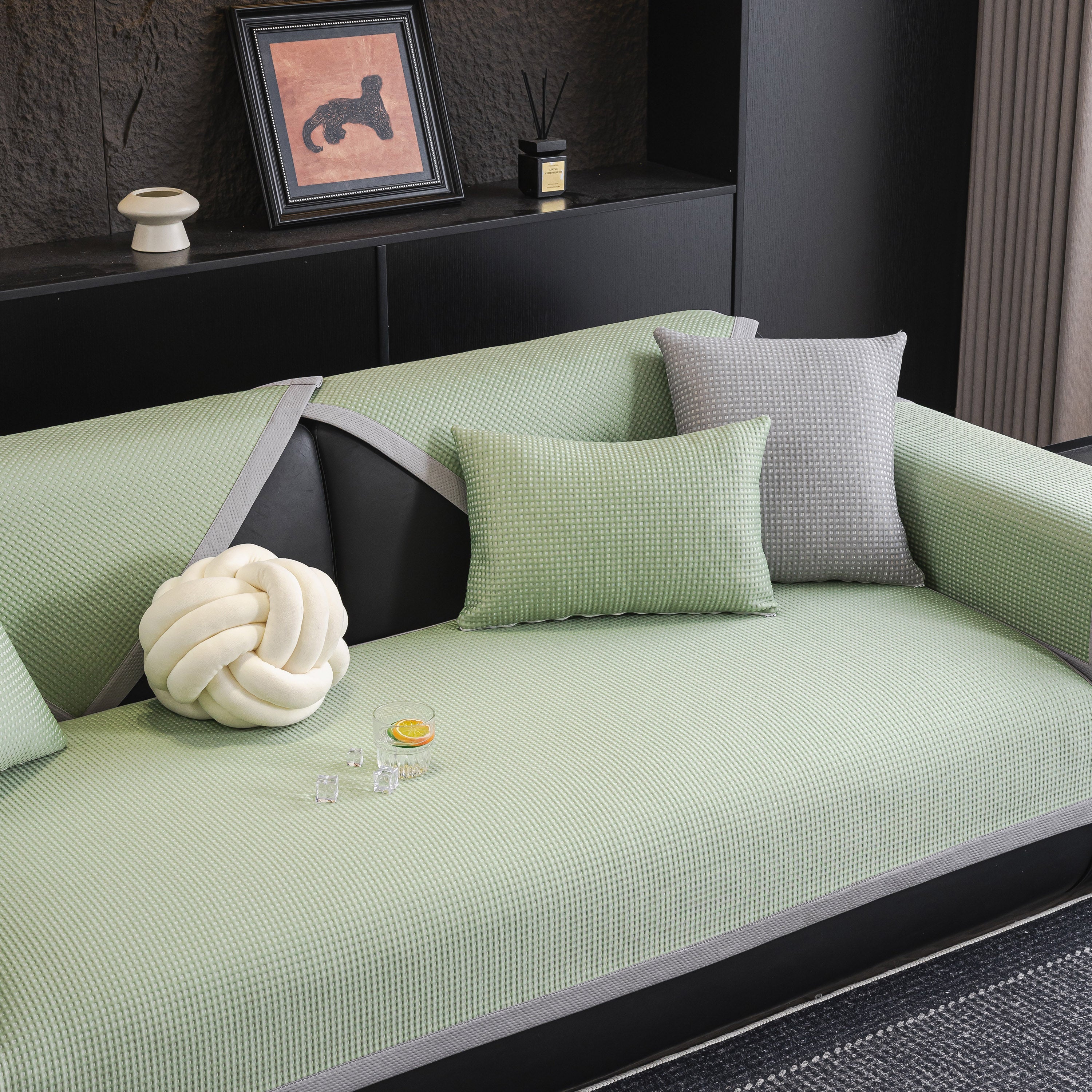 Non-Slip Cooling Breathable Couch Protector Towel, Lightweight Slipcover for Sofas