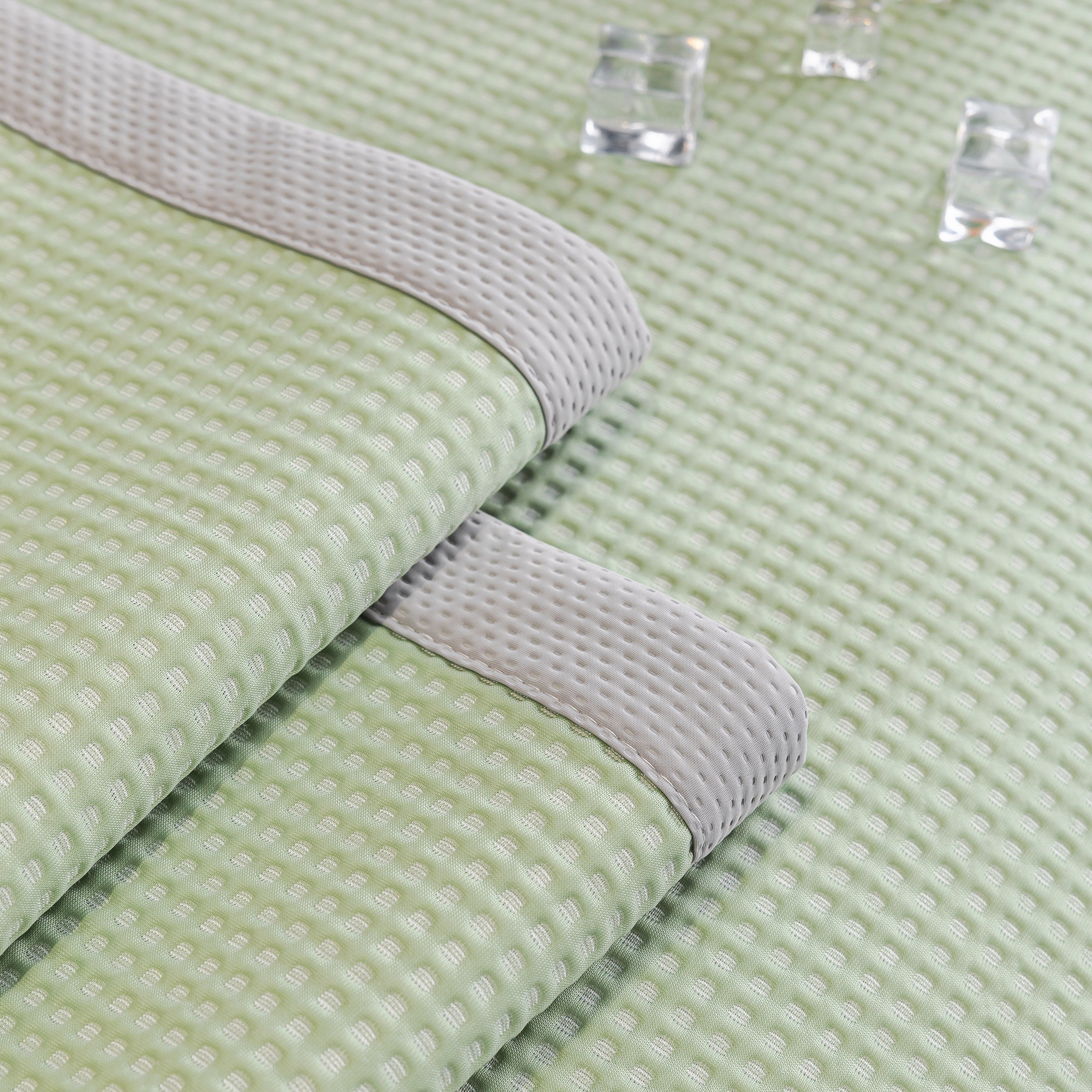 Non-Slip Cooling Breathable Couch Protector Towel, Lightweight Slipcover for Sofas