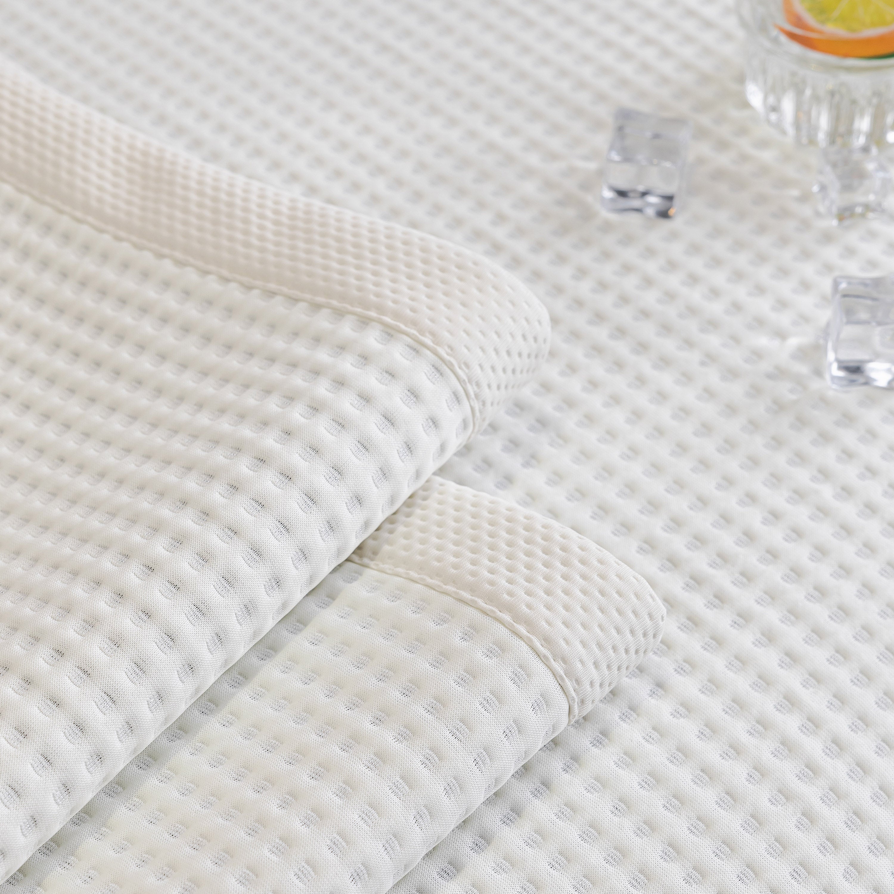 Non-Slip Cooling Breathable Couch Protector Towel, Lightweight Slipcover for Sofas