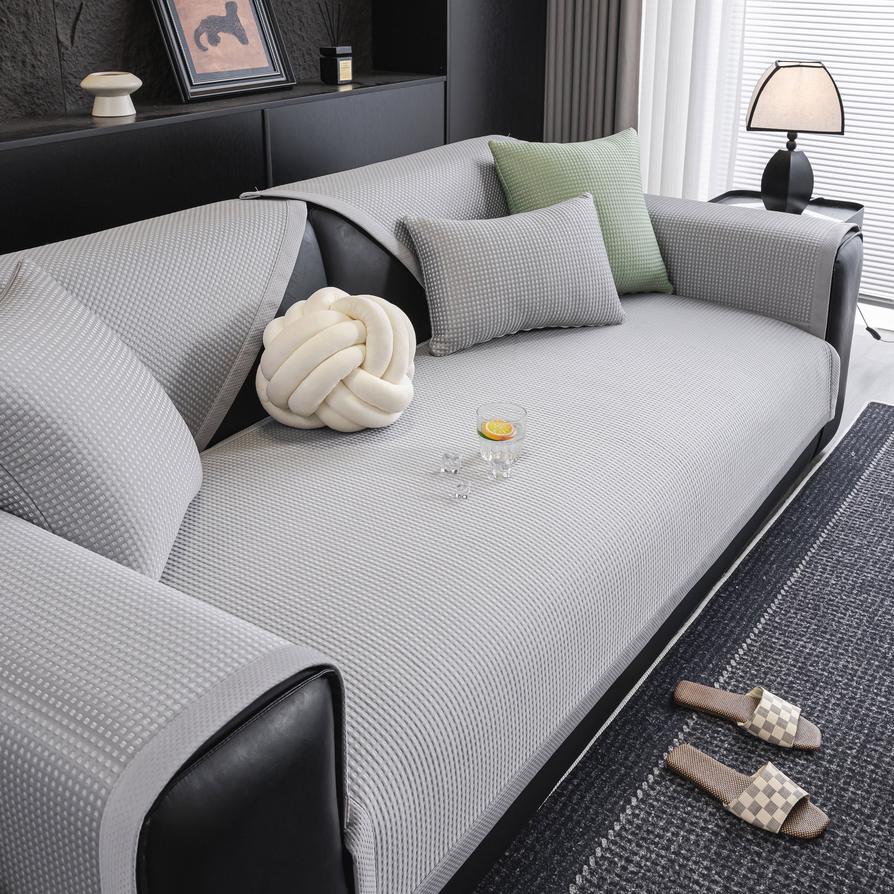 Non-Slip Cooling Breathable Couch Protector Towel, Lightweight Slipcover for Sofas