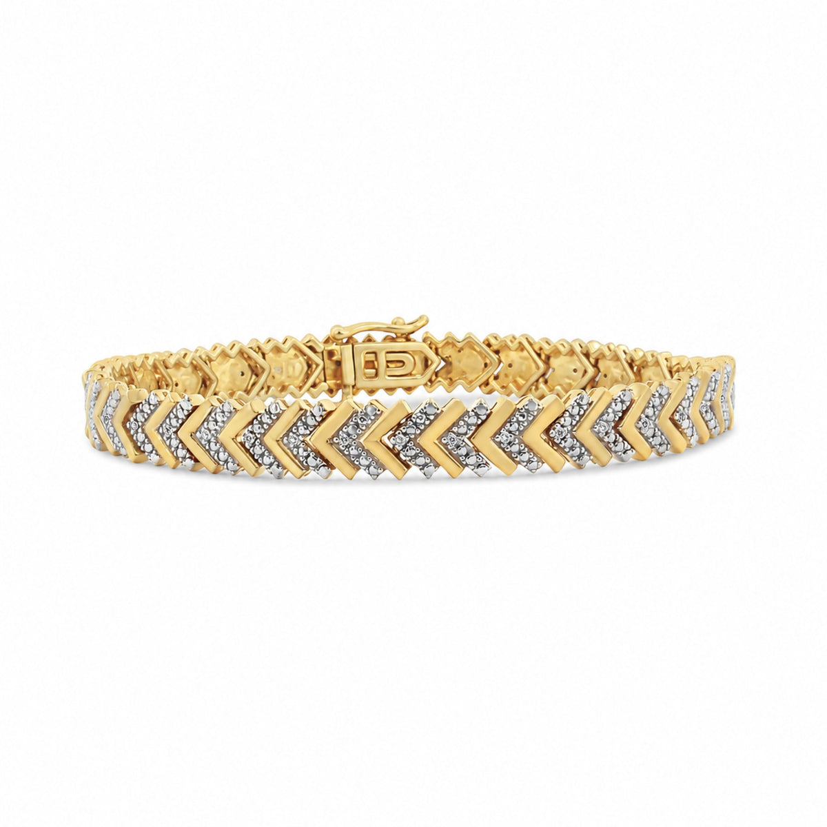 .925 Sterling Silver 1/6 Cttw Round-Cut Diamond Chevron Wave 7.25" Link Bracelet (I-J Color, I3 Clarity)