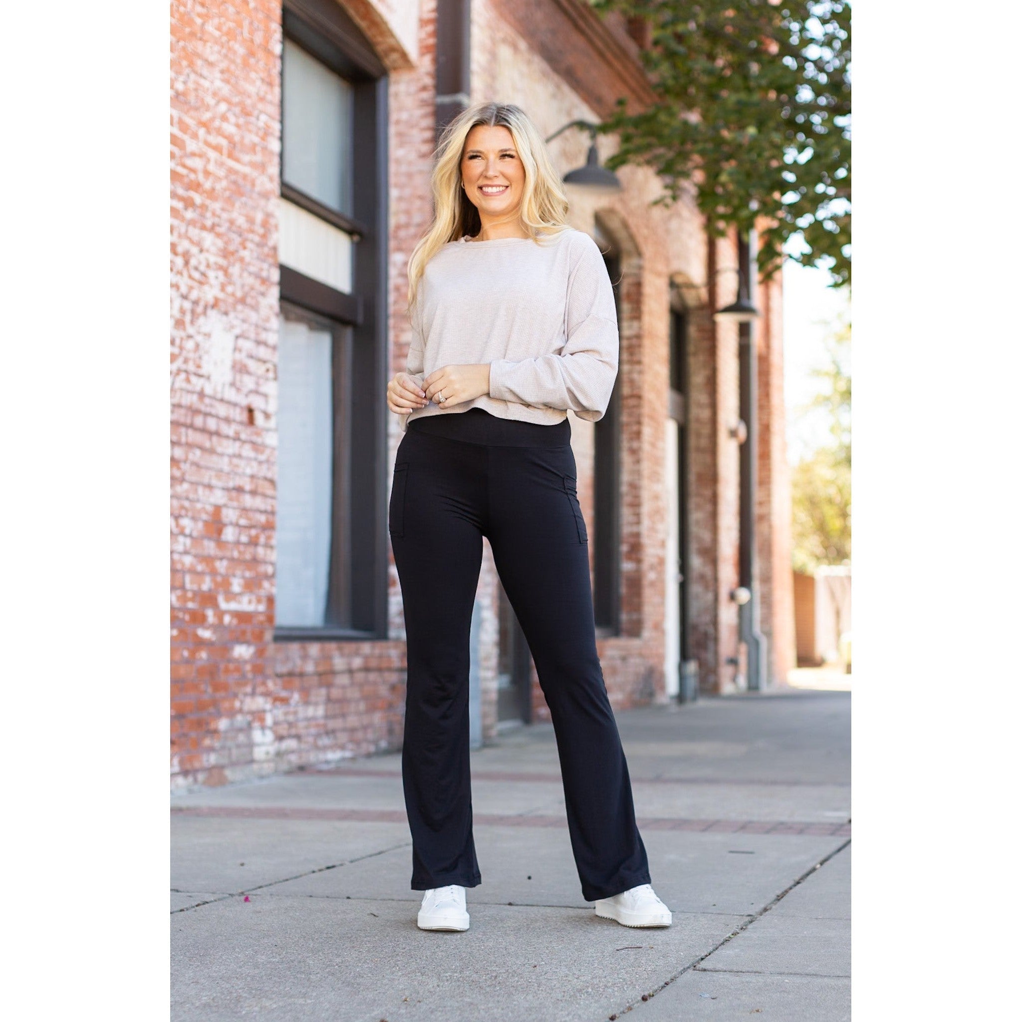 Ready to Ship | The Vanessa 27 - Black Bootcut Leggings
