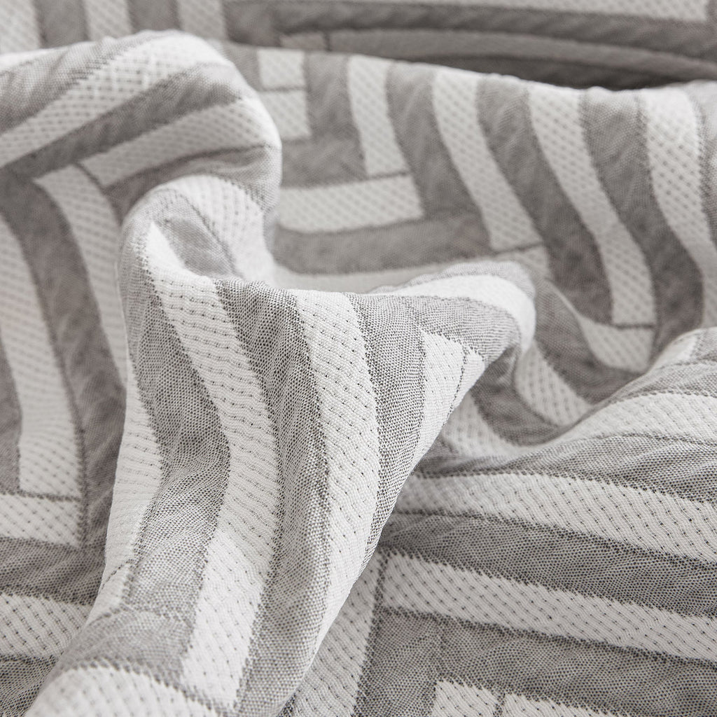 Three Layer Woven Soft Breathable Sofa Cover Blanket, Textured Chevron Couch Cover