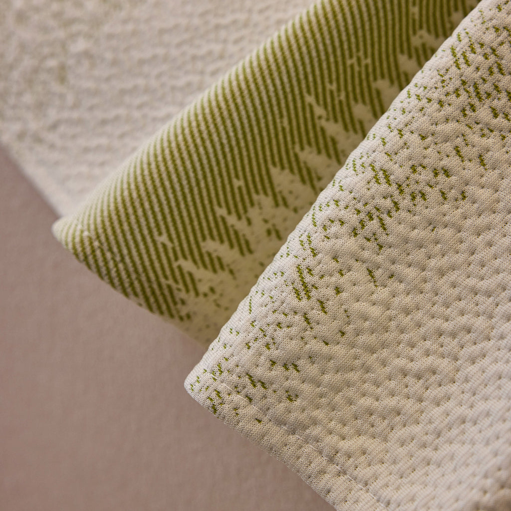 Modern Striped Sofa Throw Blanket, Lightweight Couch Cover for Summer Seating