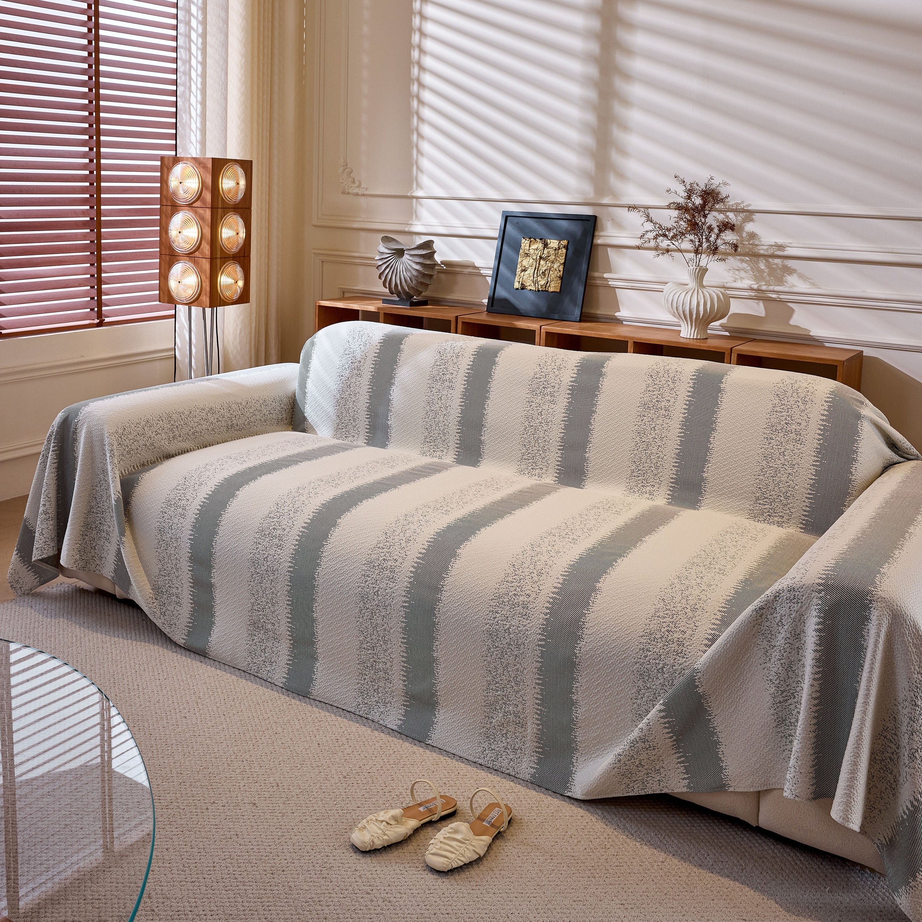 Modern Striped Sofa Throw Blanket, Lightweight Couch Cover for Summer Seating