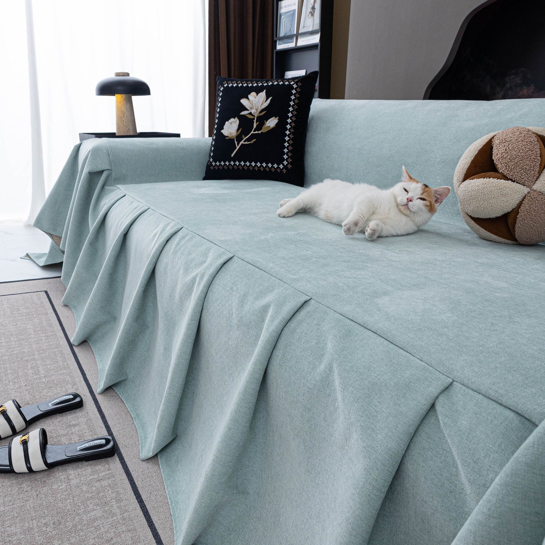 Water Repellent Couch Cover, Non Slip Furniture Protector for Leather & Fabric Sofa