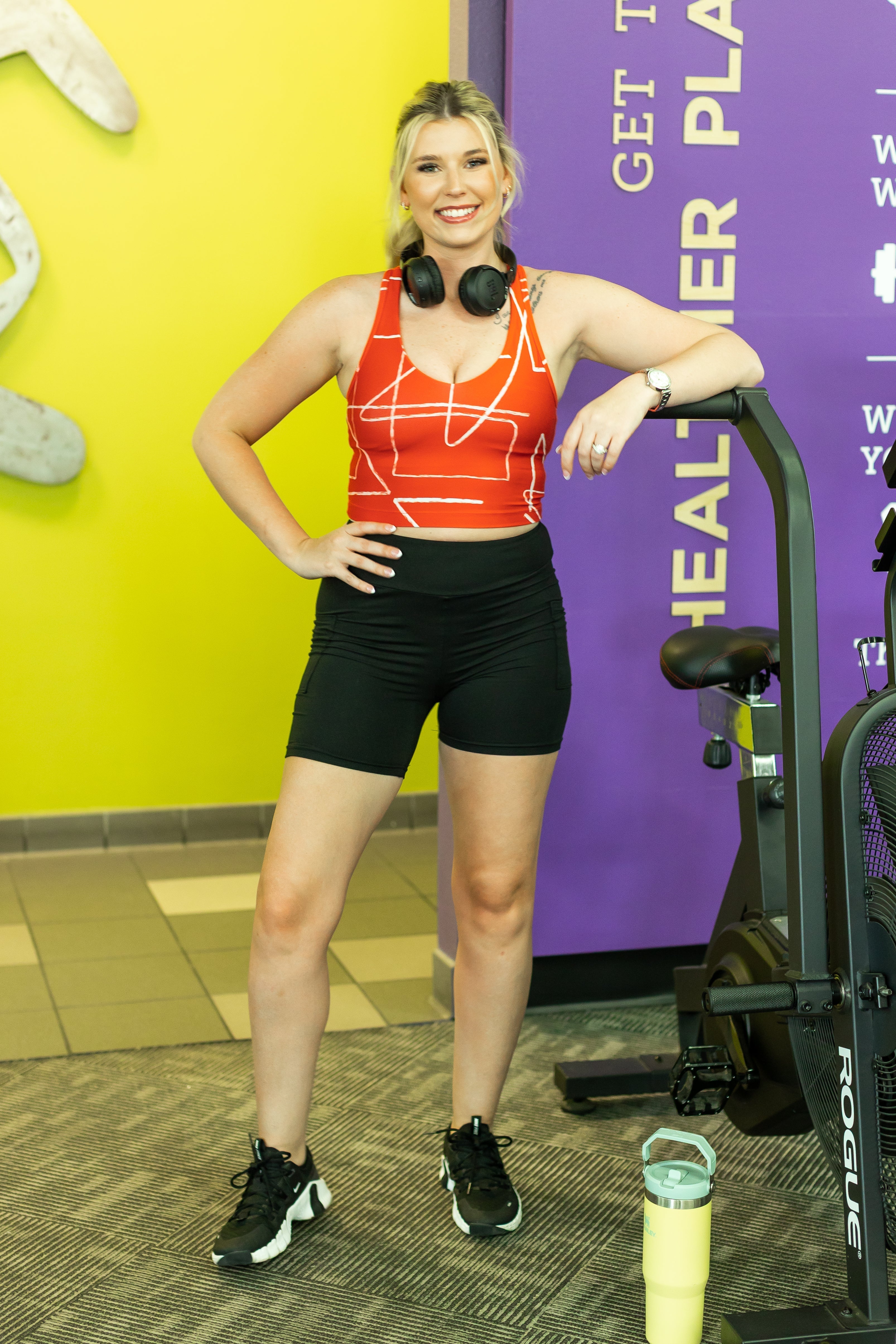 The Maggie - Black REGULAR Waistband Biker 5" 