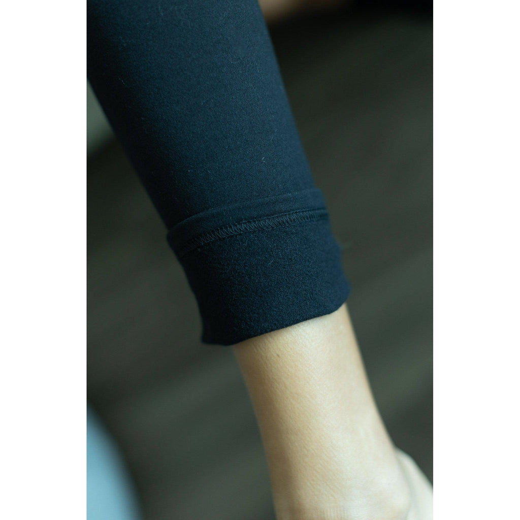 Ready to Ship | The Lilla -   Black FLEECE Full Length Leggings with Pockets