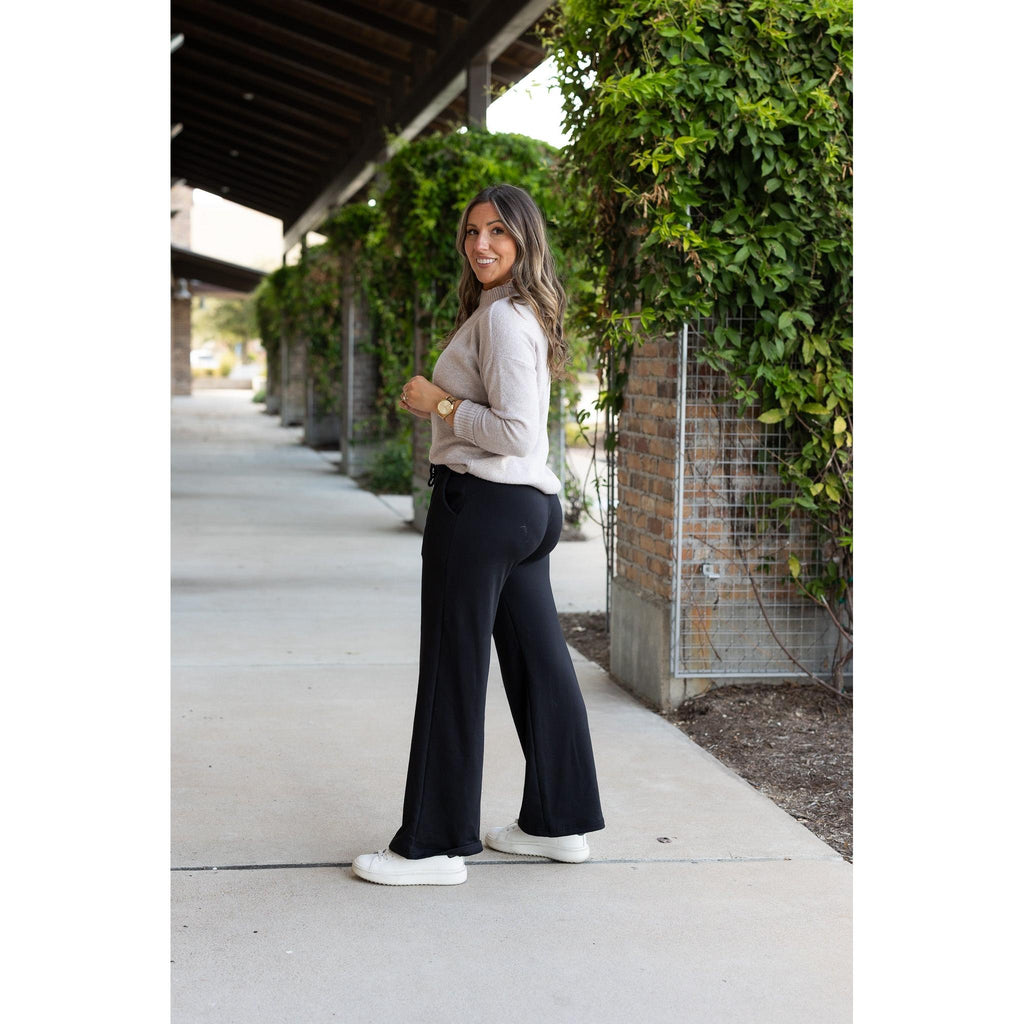 Ready to Ship | The Jenna - Comfy Wide Leg Fleece pants