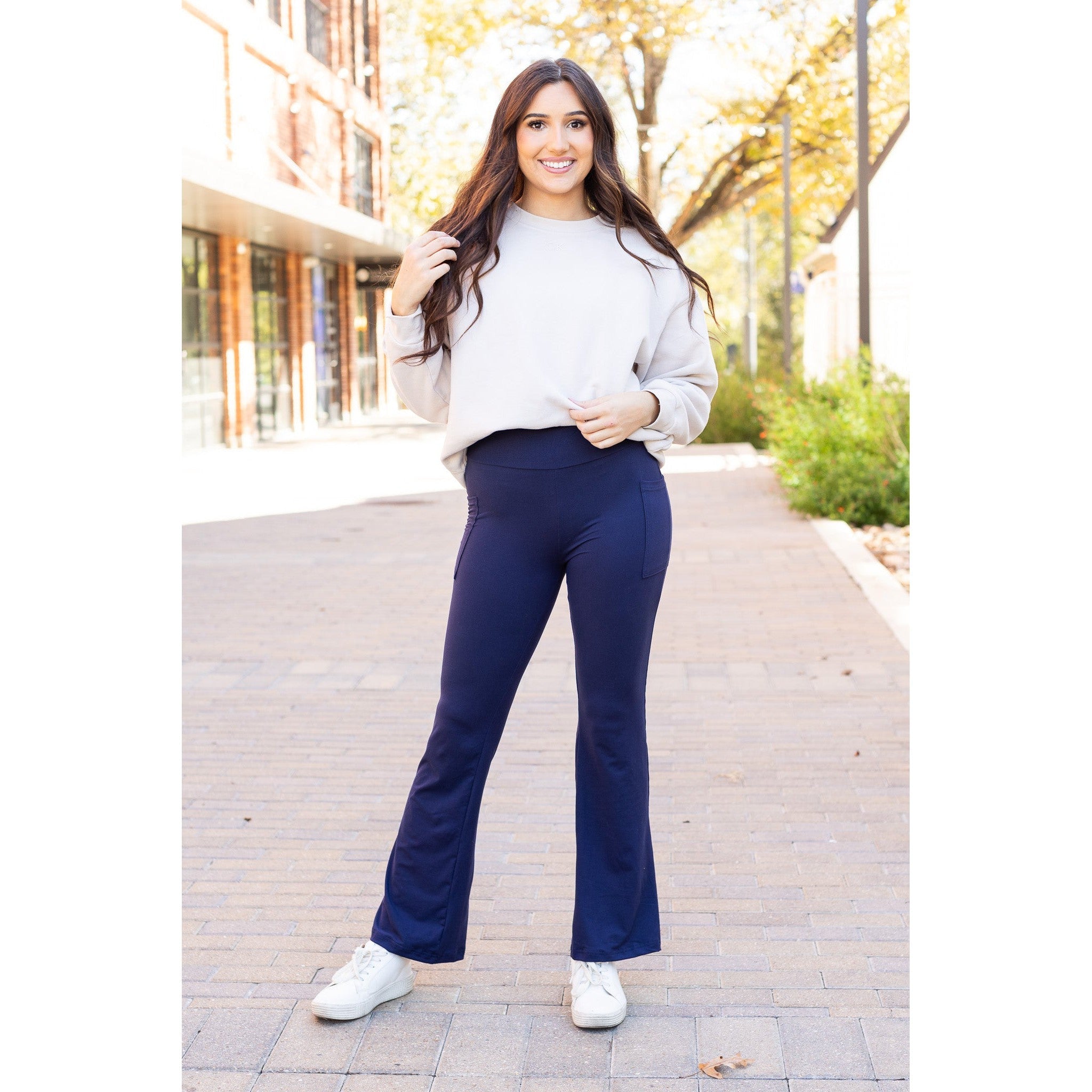 The Mila - 30"  NAVY Bootcut Leggings with Pockets Round 3