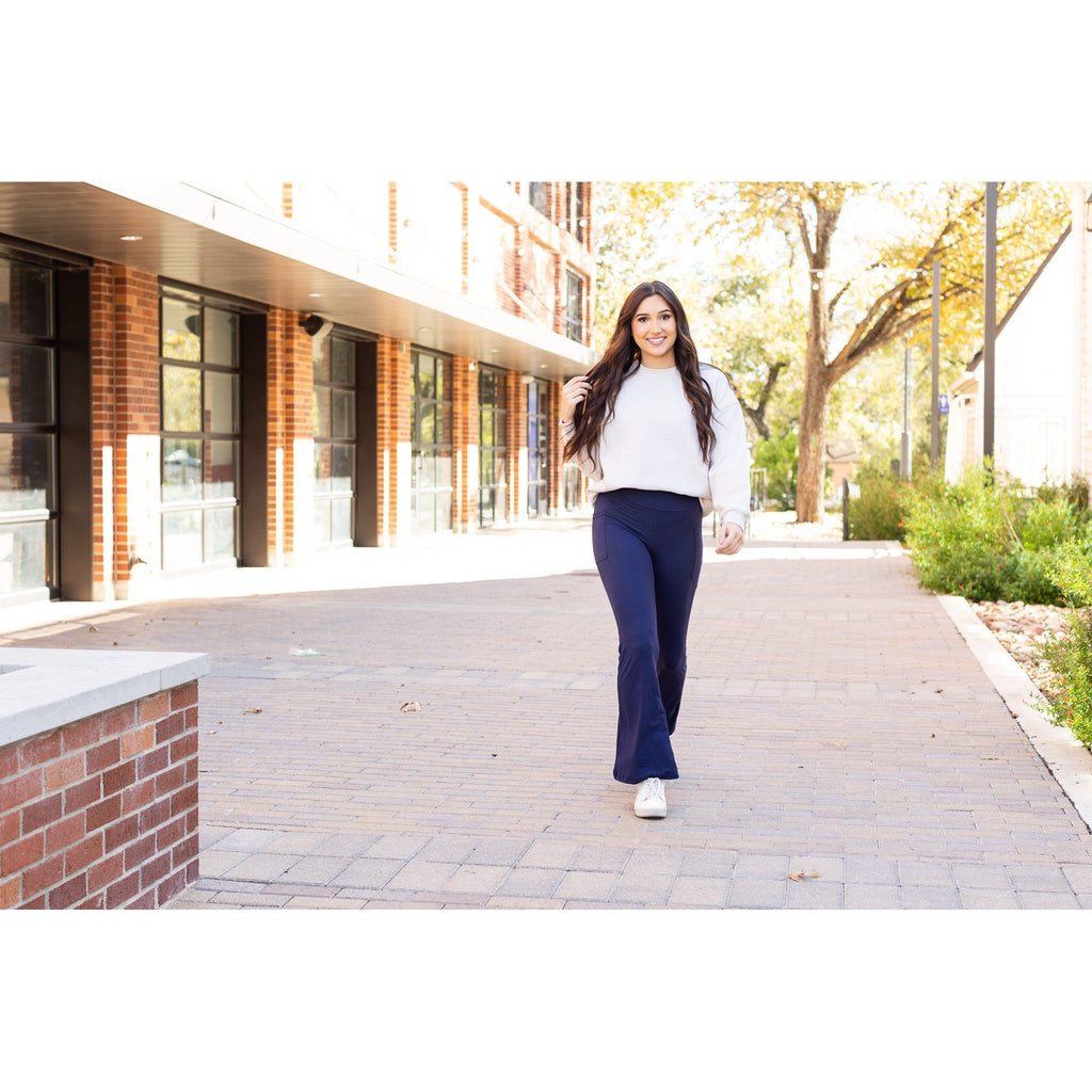 The Mila - 30"  NAVY Bootcut Leggings with Pockets Round 3
