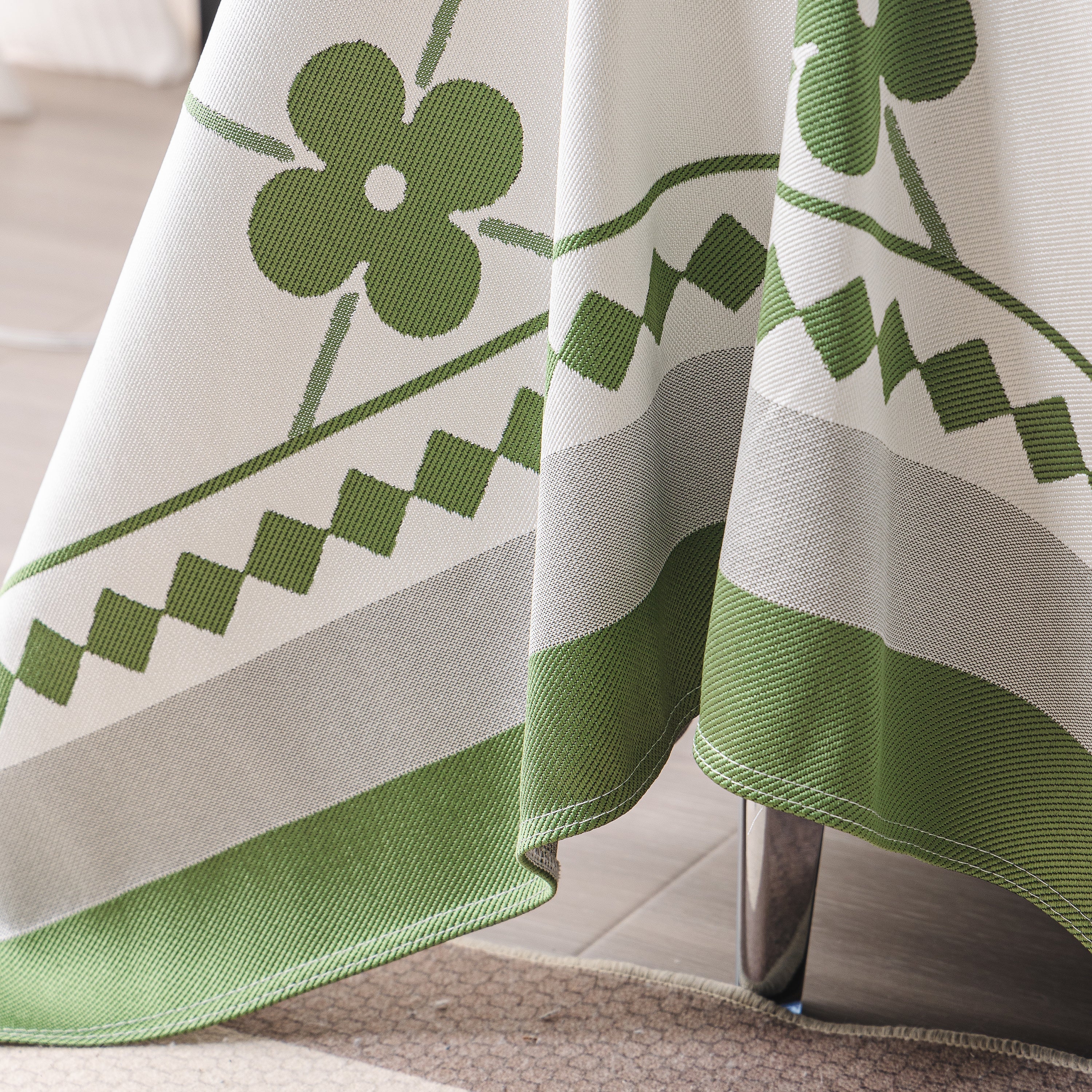 Cooling Four-Leaf Clover Hope Faith Love Luck Summer Comfy Ice Silk Furniture Throw Covers for Sofas