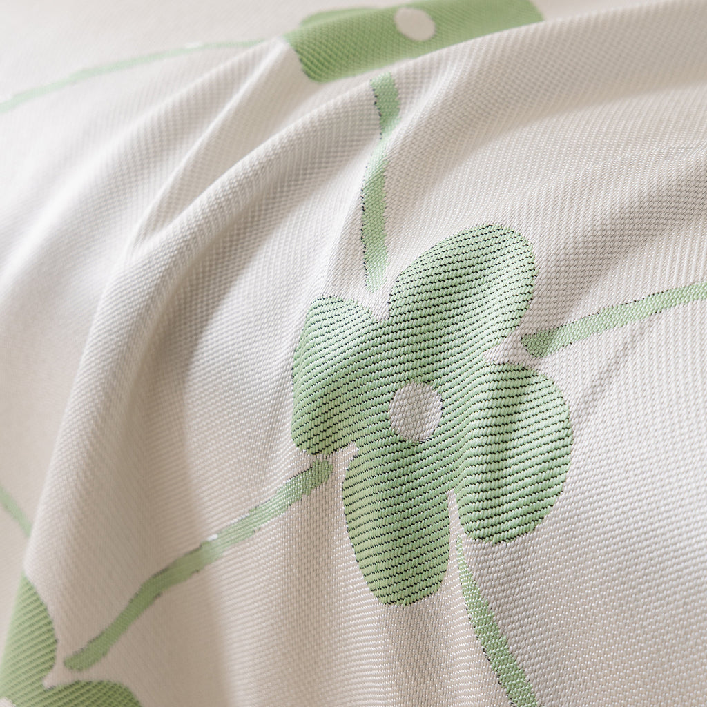 Cooling Four-Leaf Clover Hope Faith Love Luck Summer Comfy Ice Silk Furniture Throw Covers for Sofas